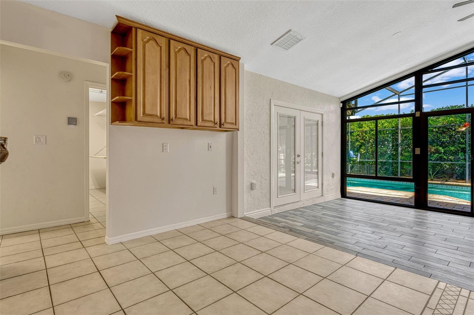 Image 19 of 42 For 154 Academy Oaks Place