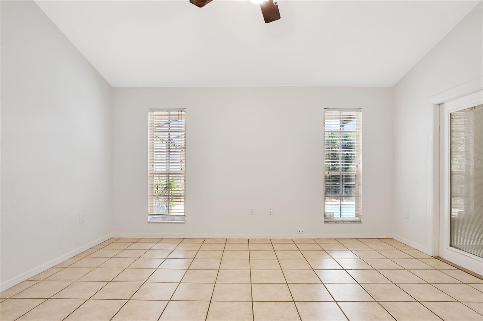 Image 23 of 42 For 154 Academy Oaks Place