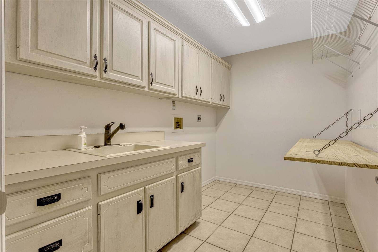 Image 31 of 42 For 154 Academy Oaks Place