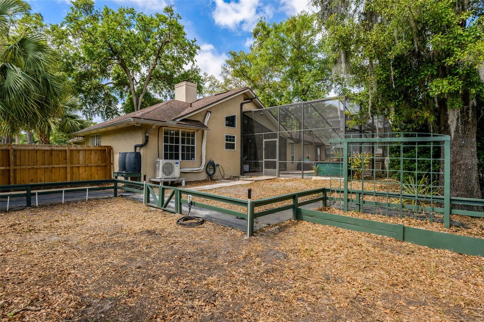 Image 36 of 42 For 154 Academy Oaks Place