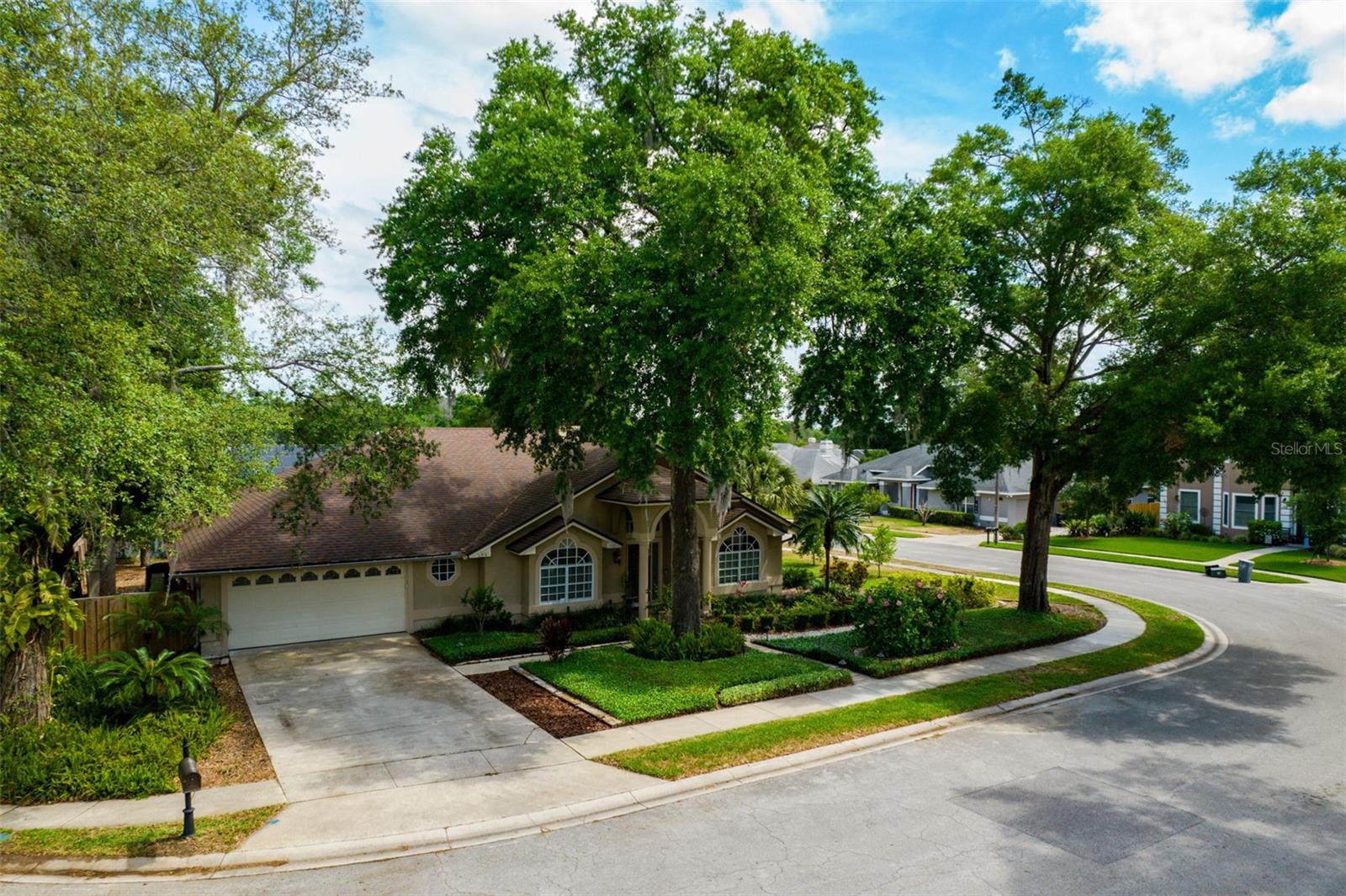 Image 39 of 42 For 154 Academy Oaks Place
