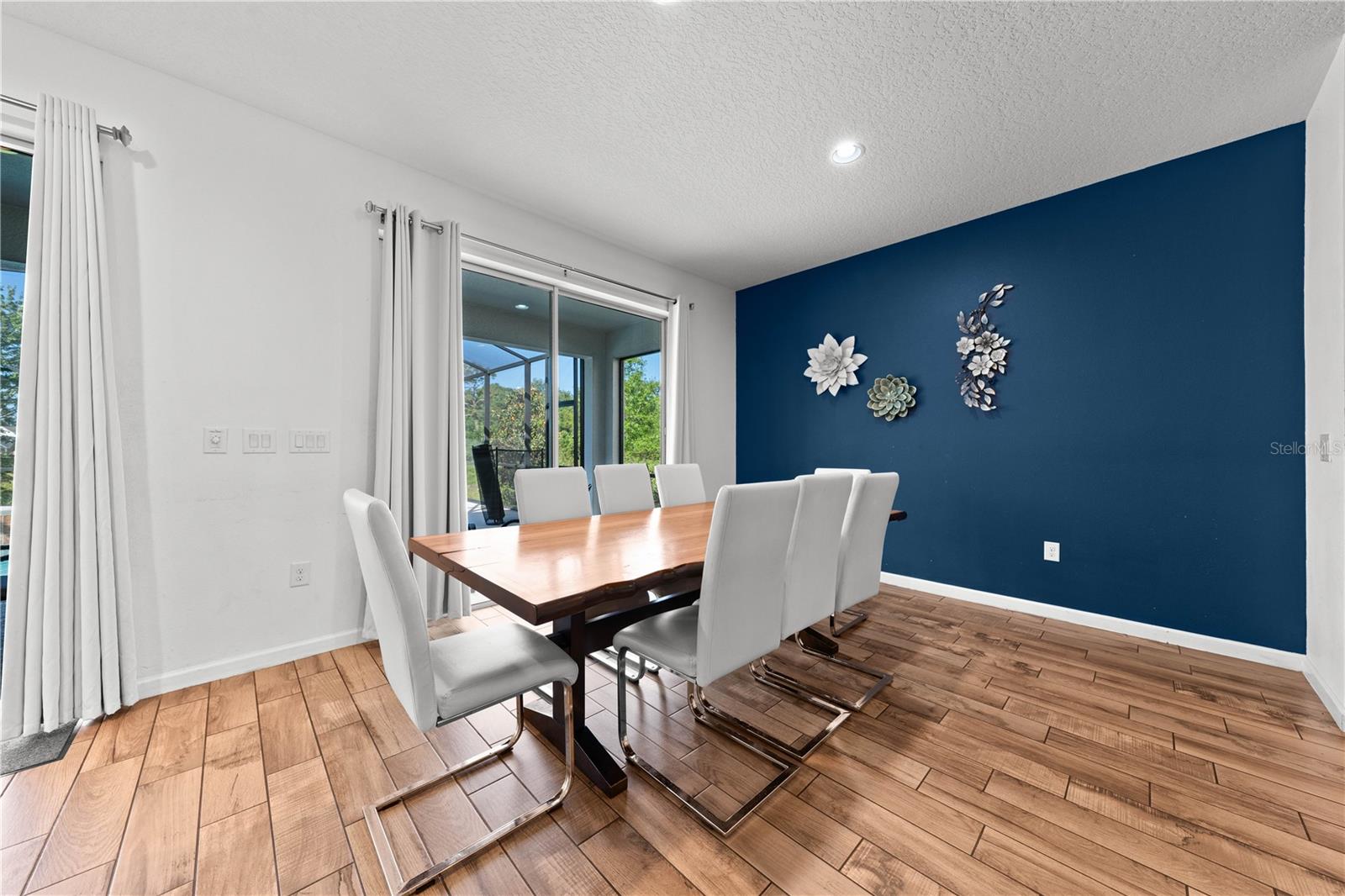 Image 13 of 55 For 438 Marcello Boulevard