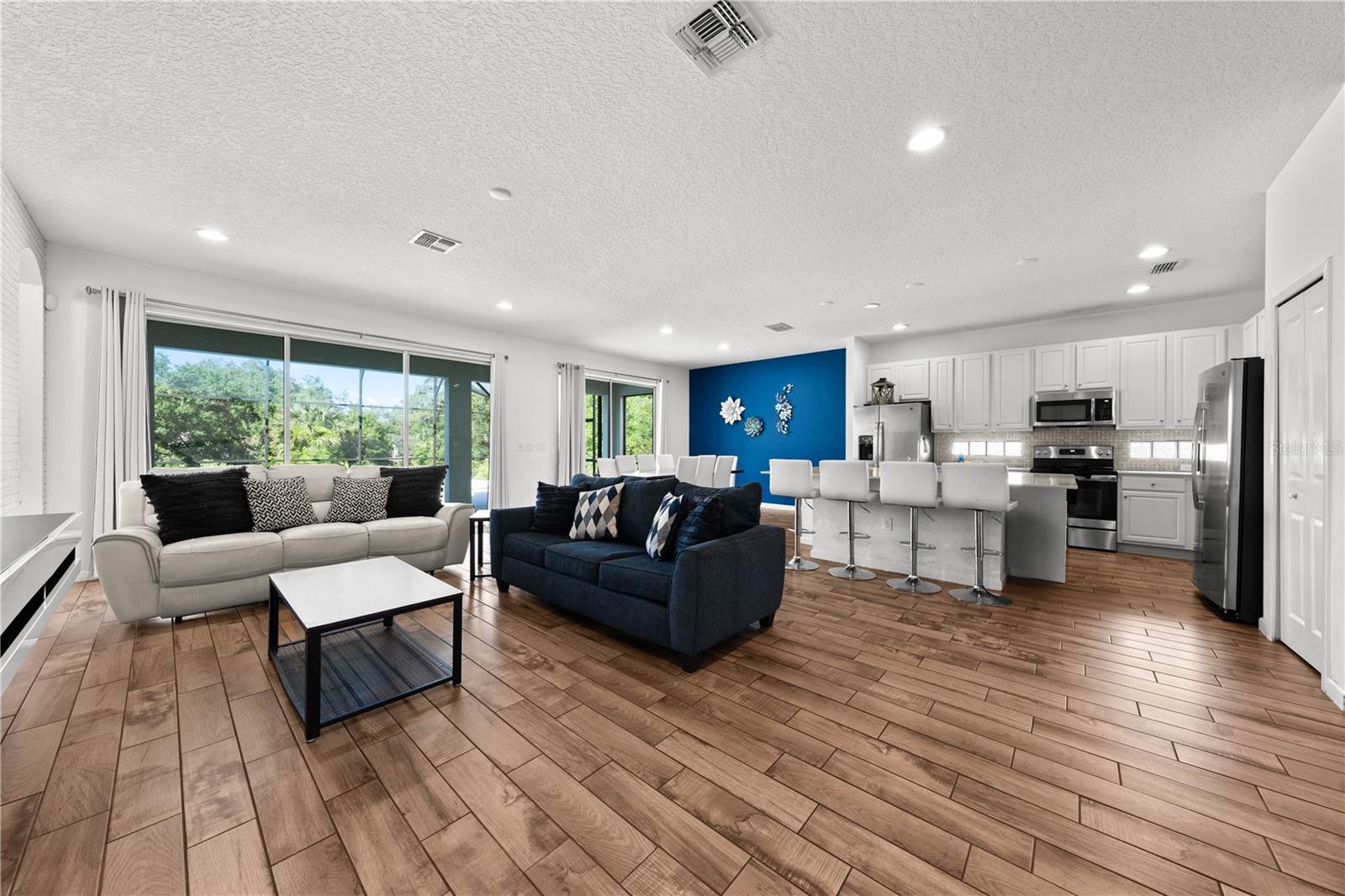 Image 4 of 55 For 438 Marcello Boulevard