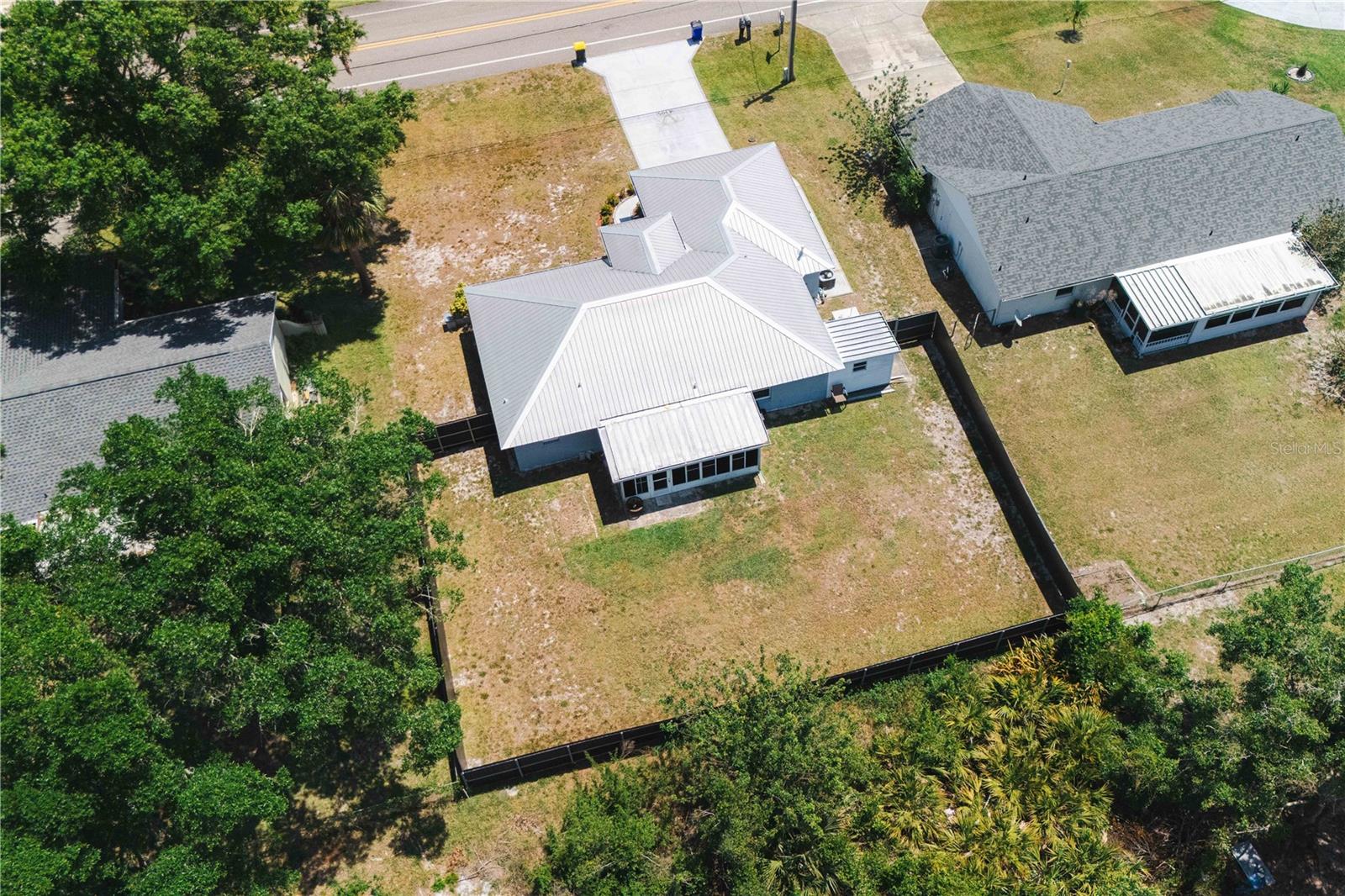 Image 4 of 34 For 4305 Lakewood Road