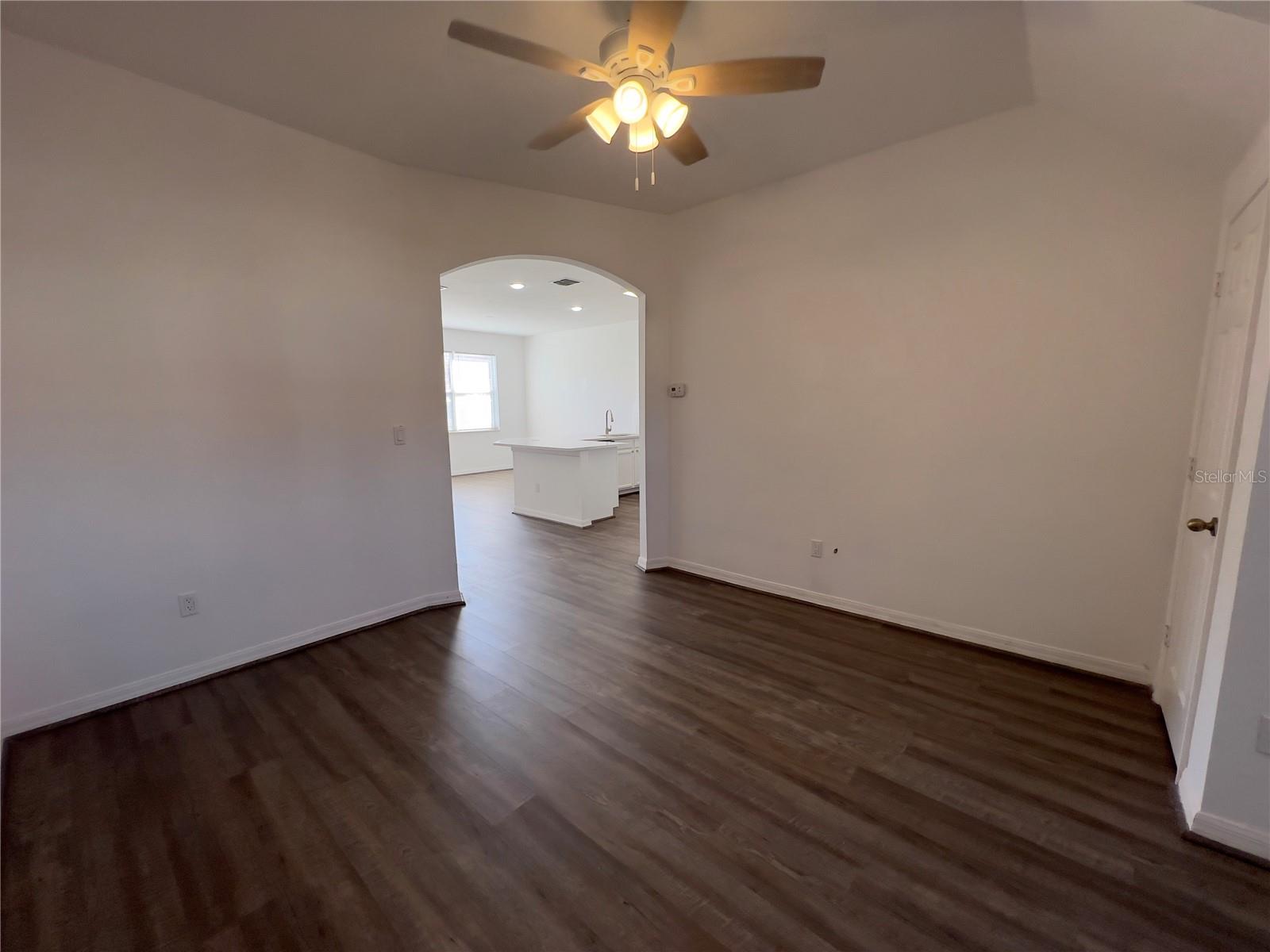 Image 6 of 25 For 4336 Paradise Cove Court