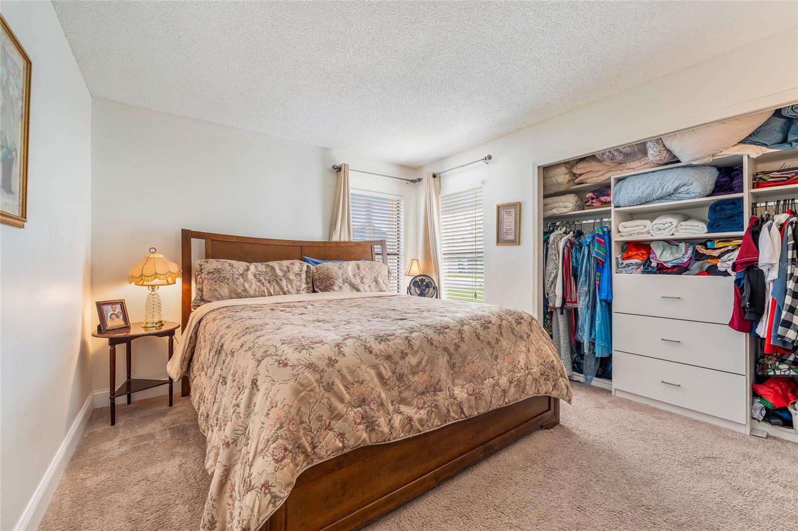 Image 18 of 30 For 98 Lakepointe Circle