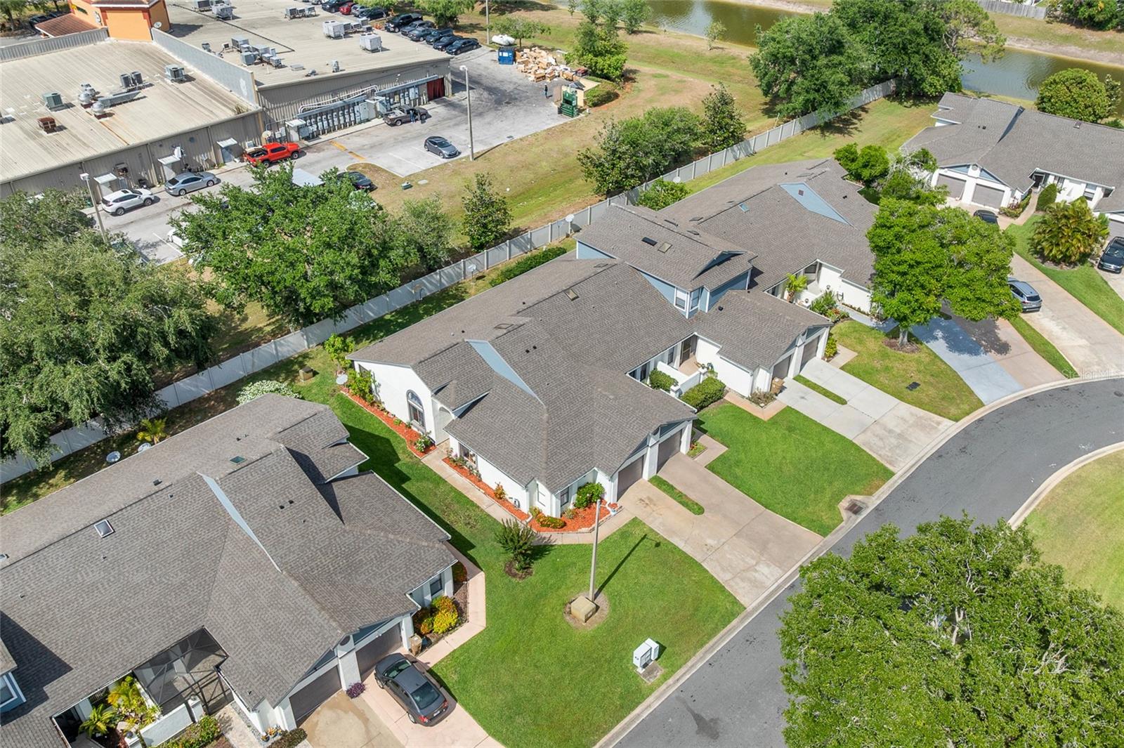 Image 30 of 30 For 98 Lakepointe Circle