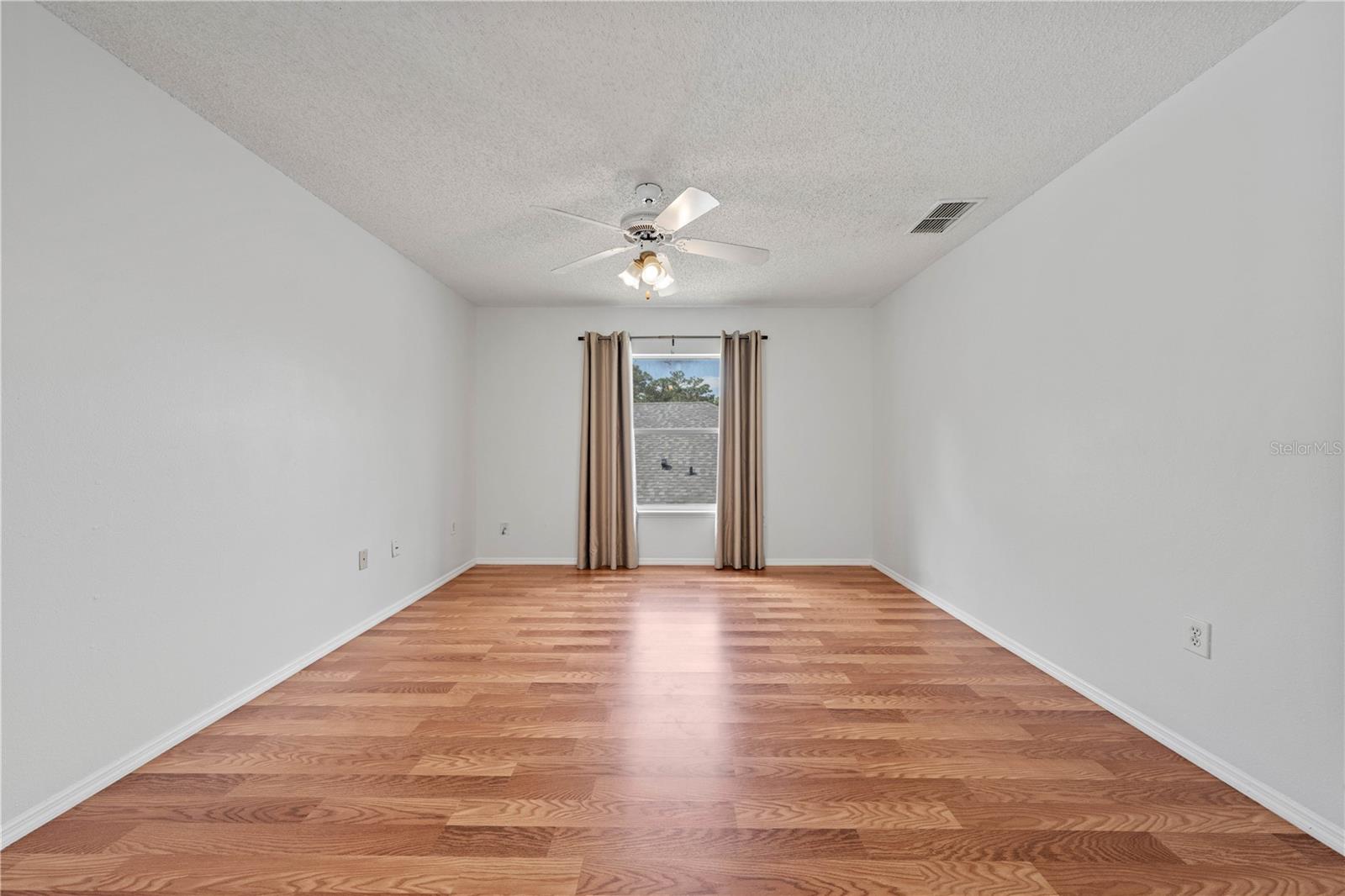 Image 30 of 58 For 1338 Lake Biscayne Way