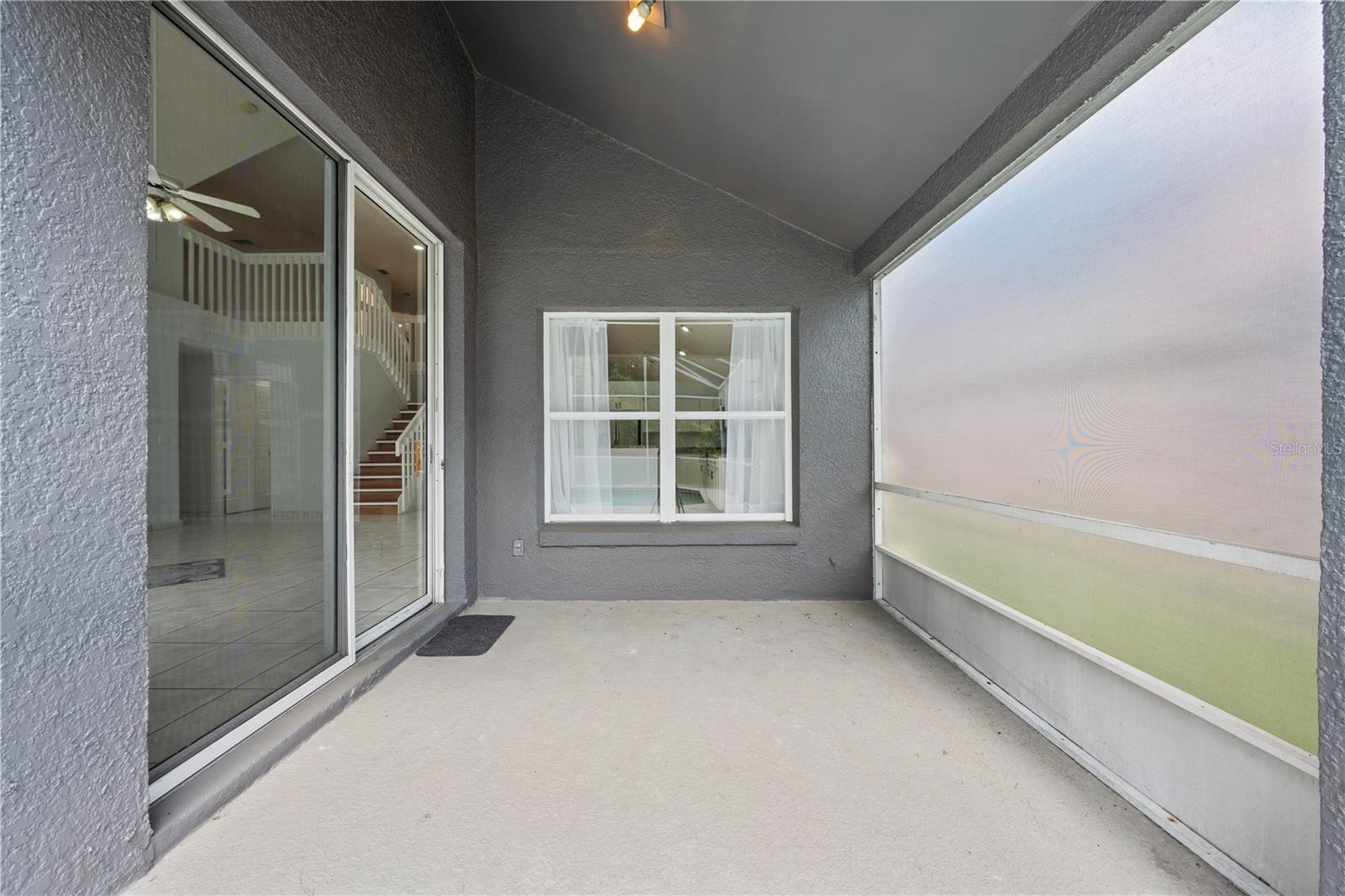 Image 42 of 58 For 1338 Lake Biscayne Way