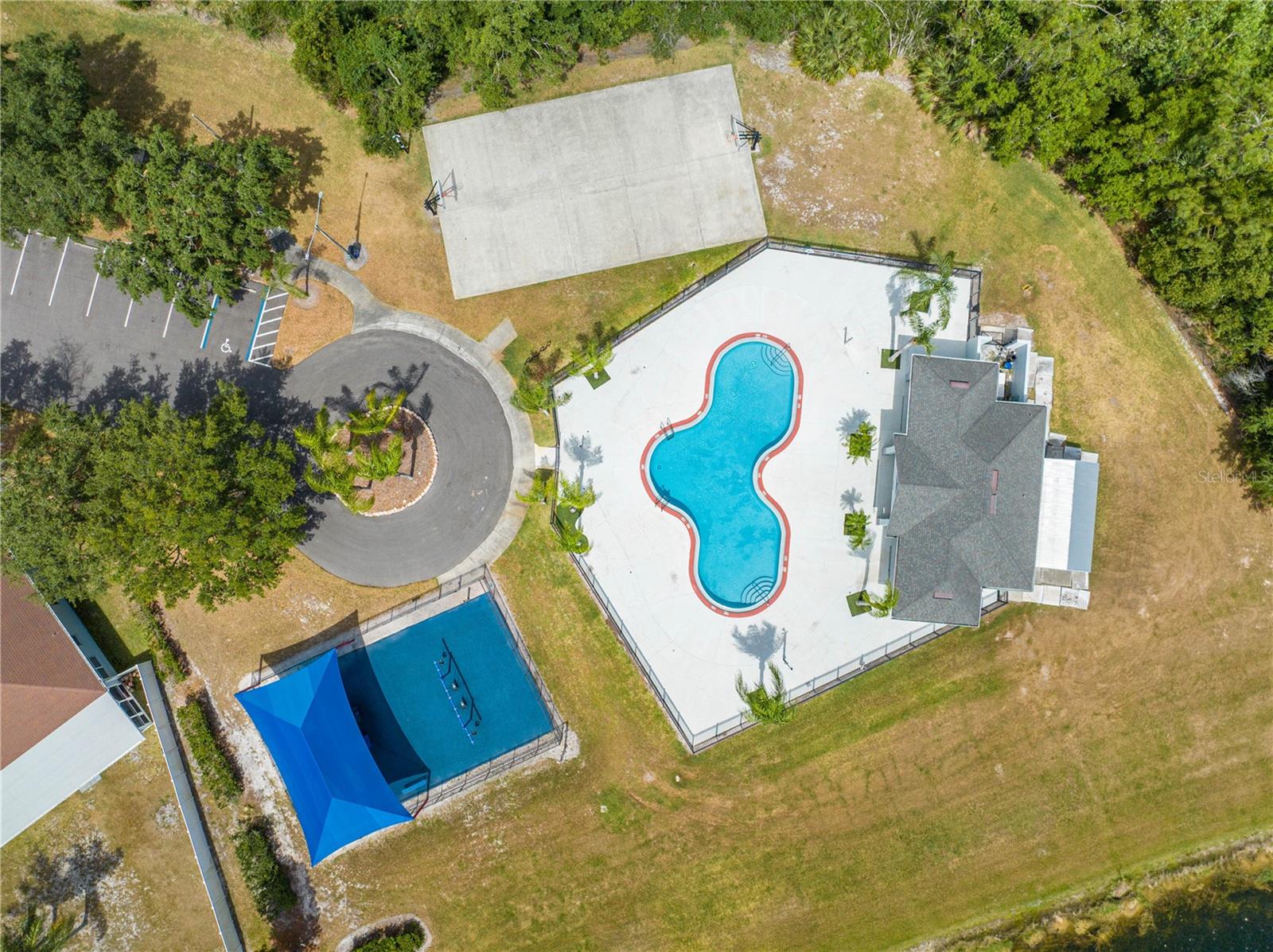 Image 44 of 58 For 1338 Lake Biscayne Way