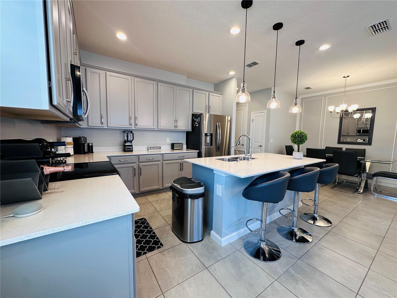 Image 11 of 37 For 1321 Yorkdale Road