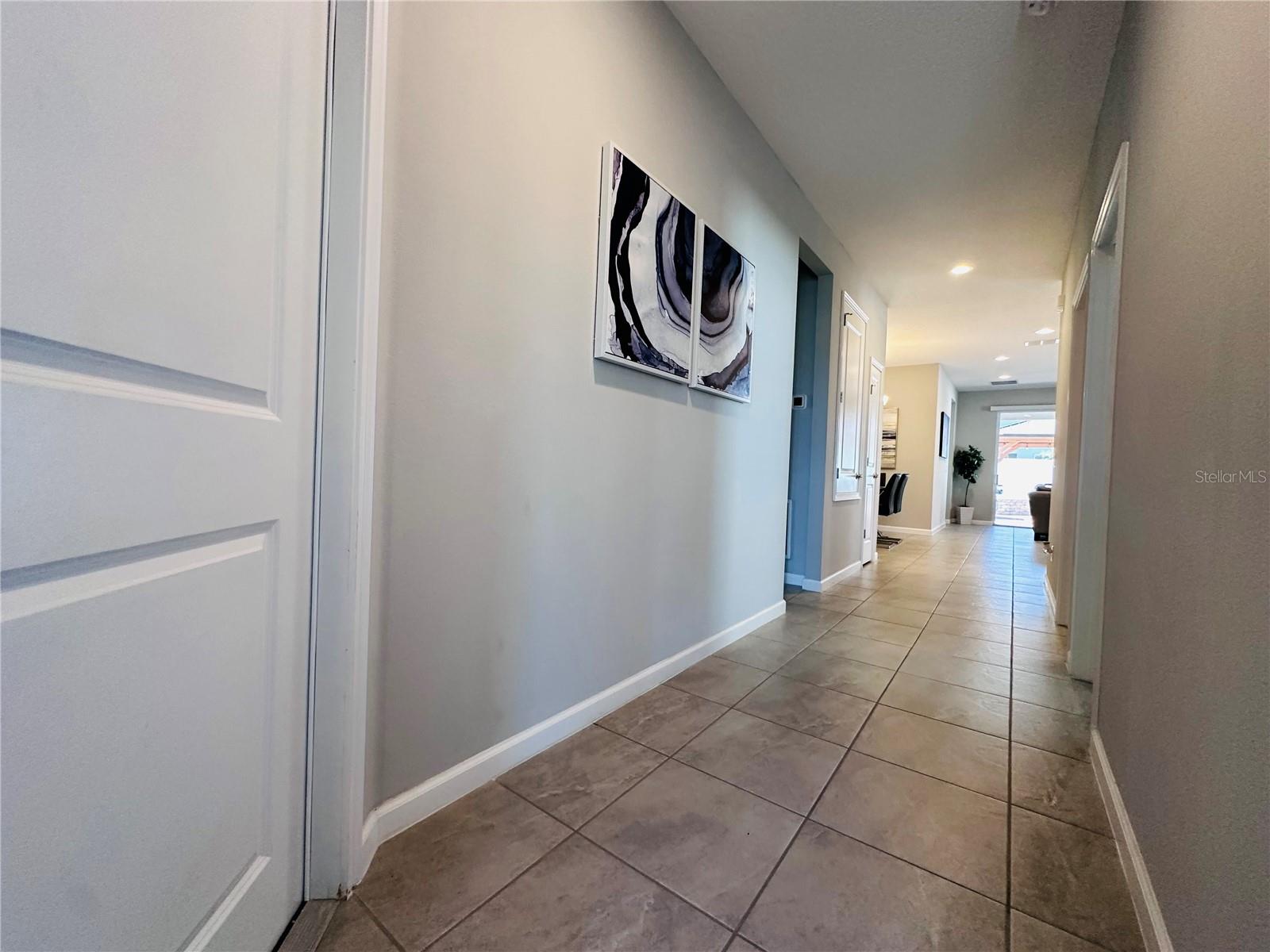 Image 4 of 37 For 1321 Yorkdale Road