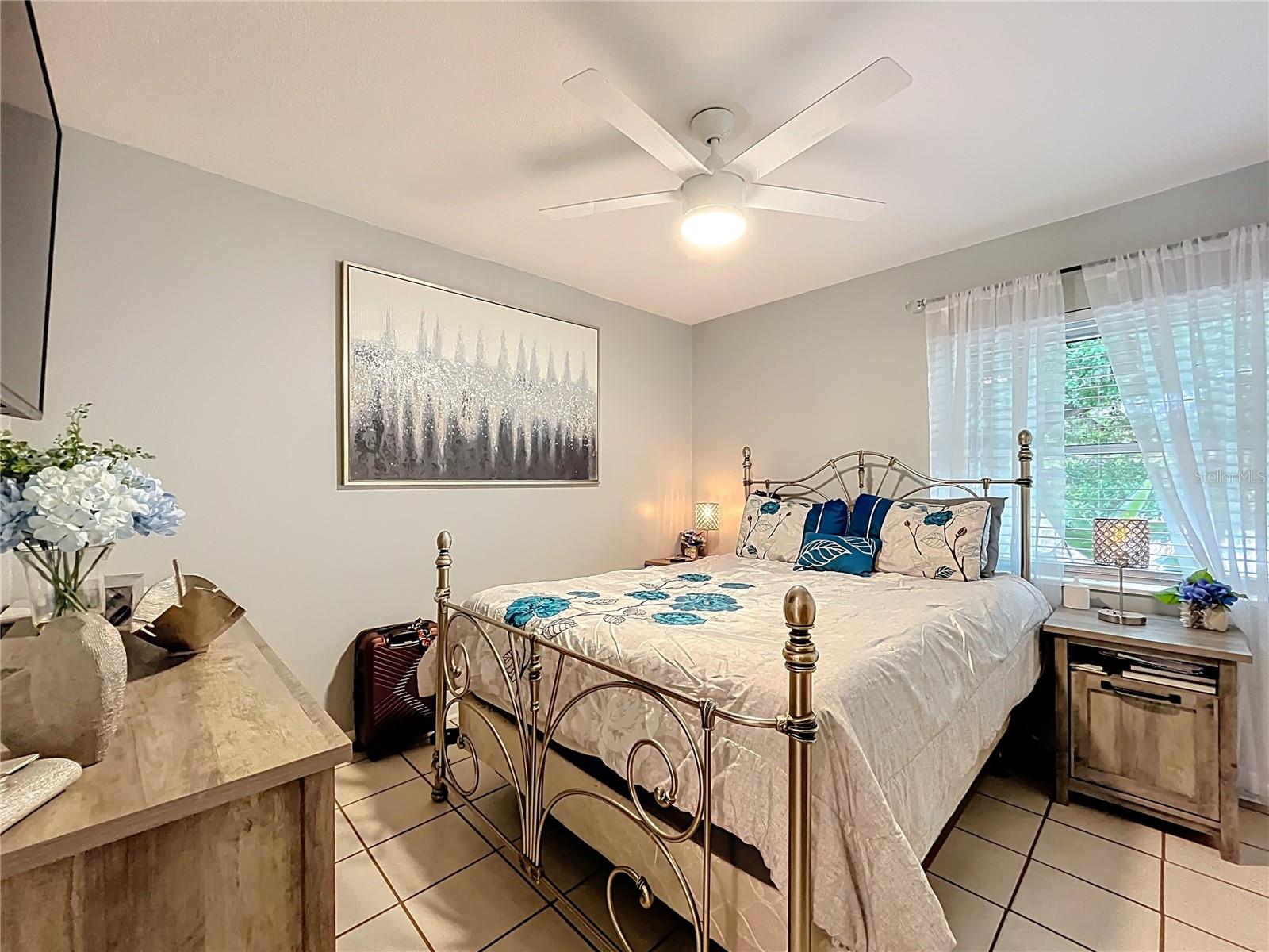 Image 17 of 50 For 12539 Orangewood Court