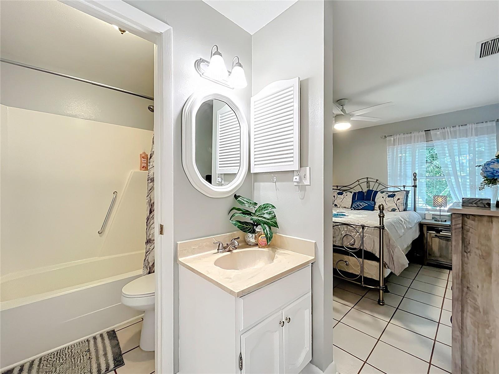 Image 20 of 50 For 12539 Orangewood Court