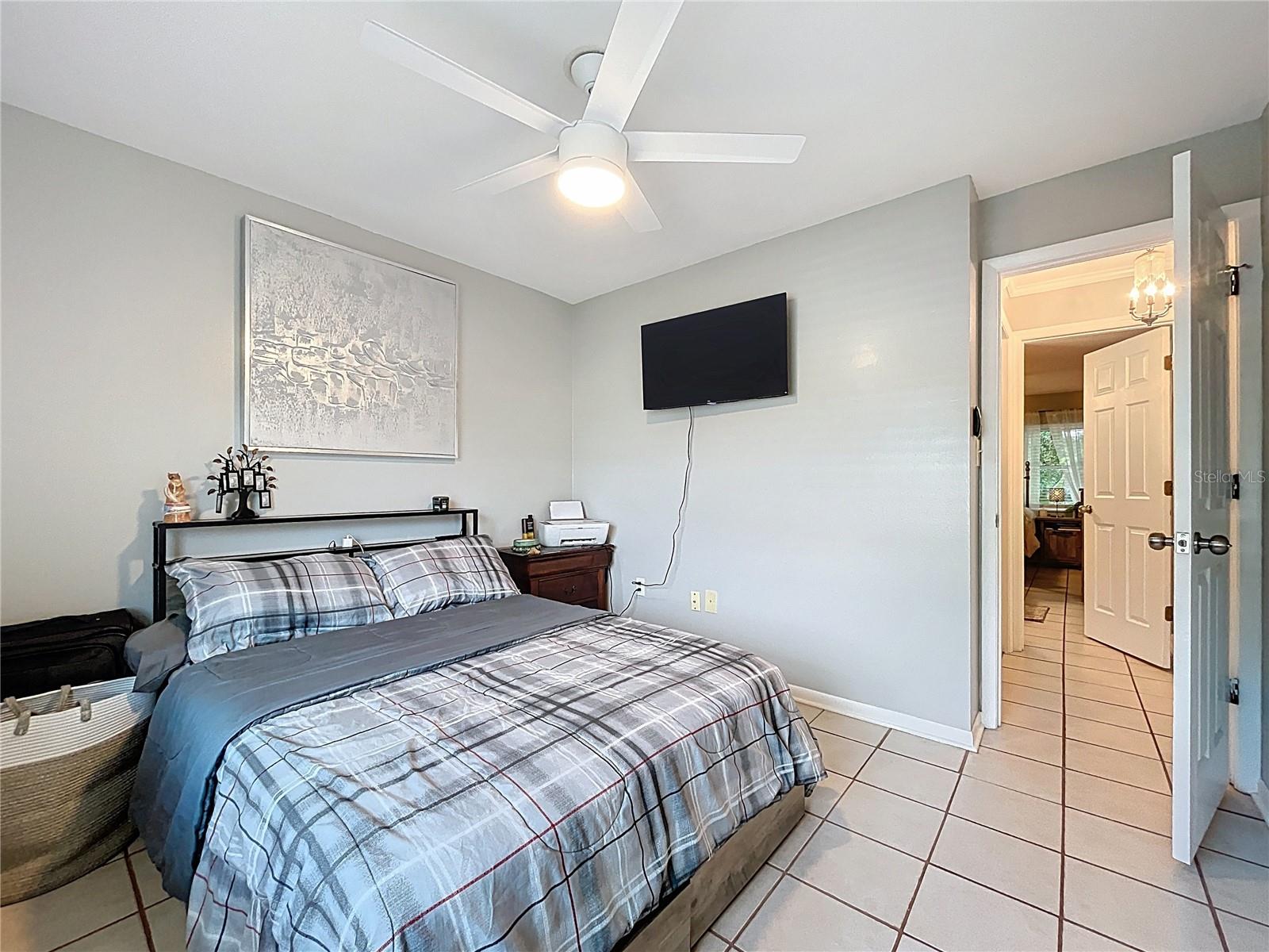 Image 25 of 50 For 12539 Orangewood Court