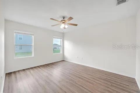 Image 15 of 43 For 724 Lake Cummings Boulevard