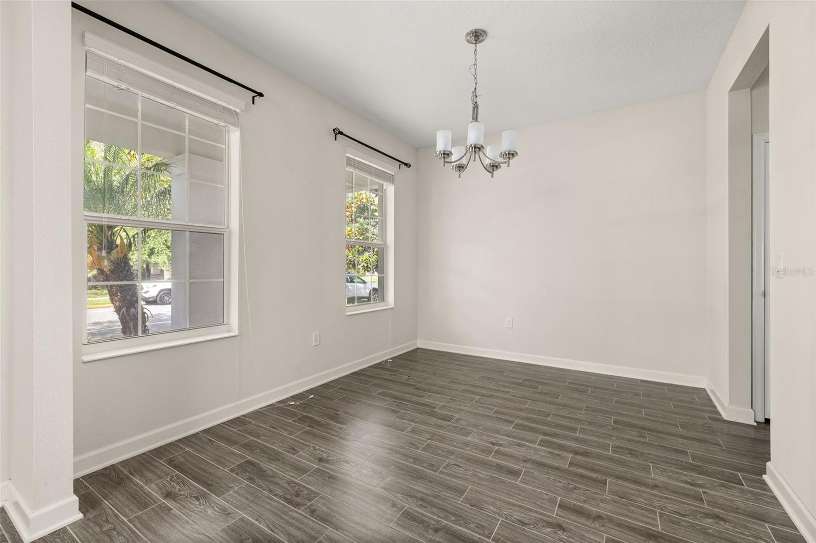 Image 9 of 45 For 11843 Fiction Avenue