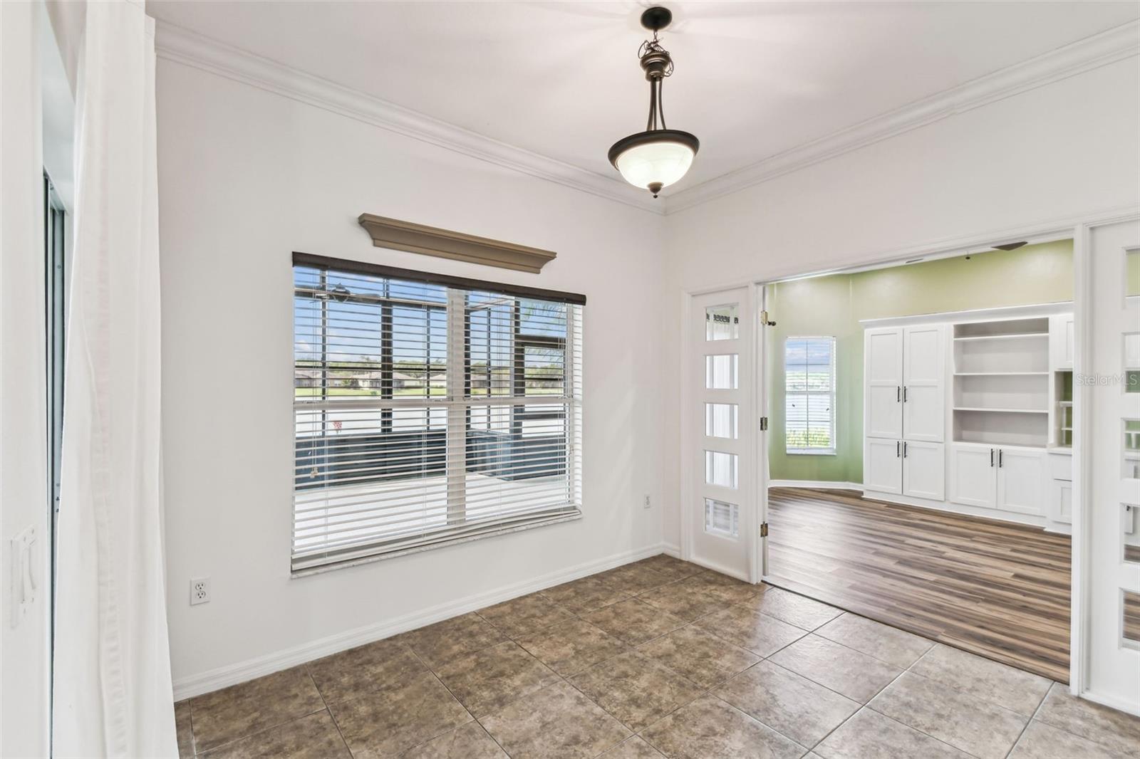 Image 17 of 68 For 759 Glendora Rd