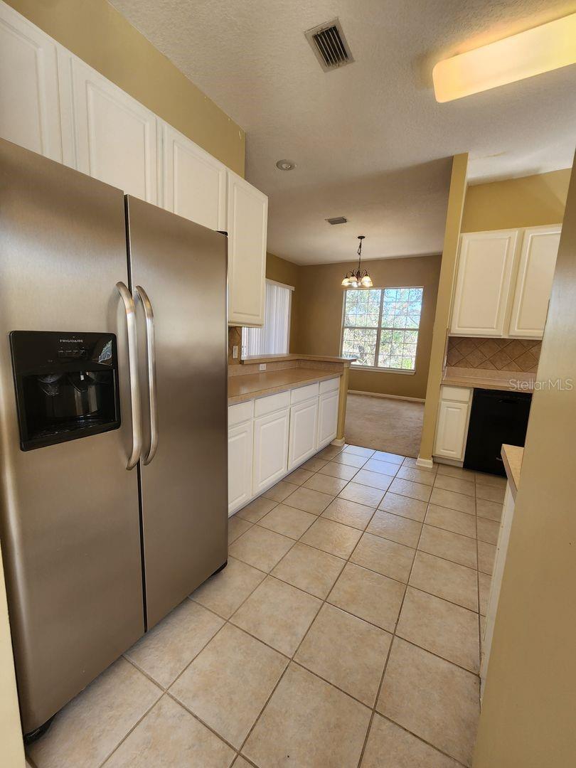 Image 18 of 47 For 7637 Bay Port Road 50