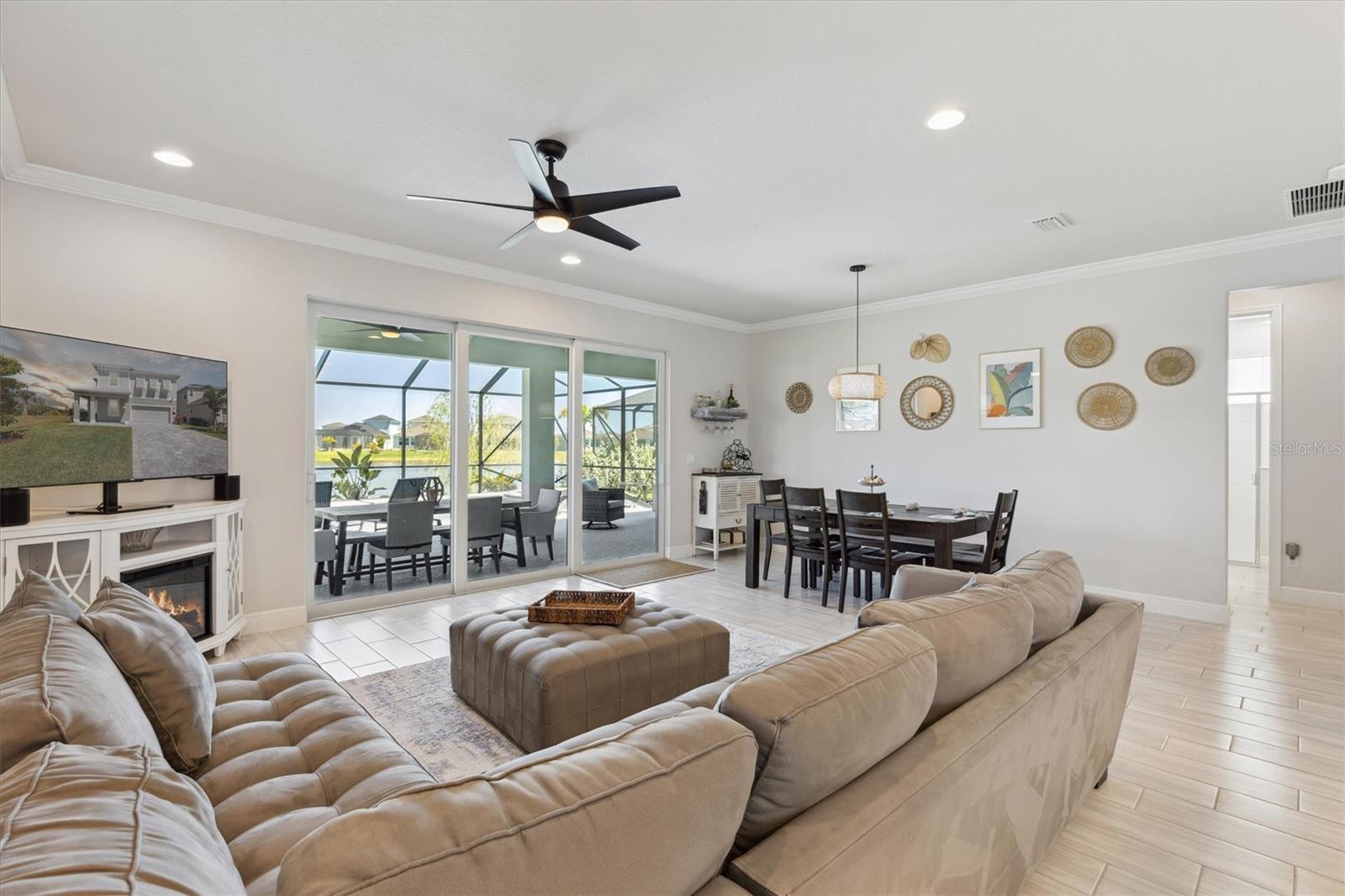 Image 8 of 60 For 2476 Kamin Drive