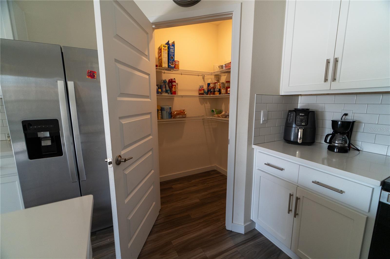 Image 10 of 50 For 400 Chayne Place
