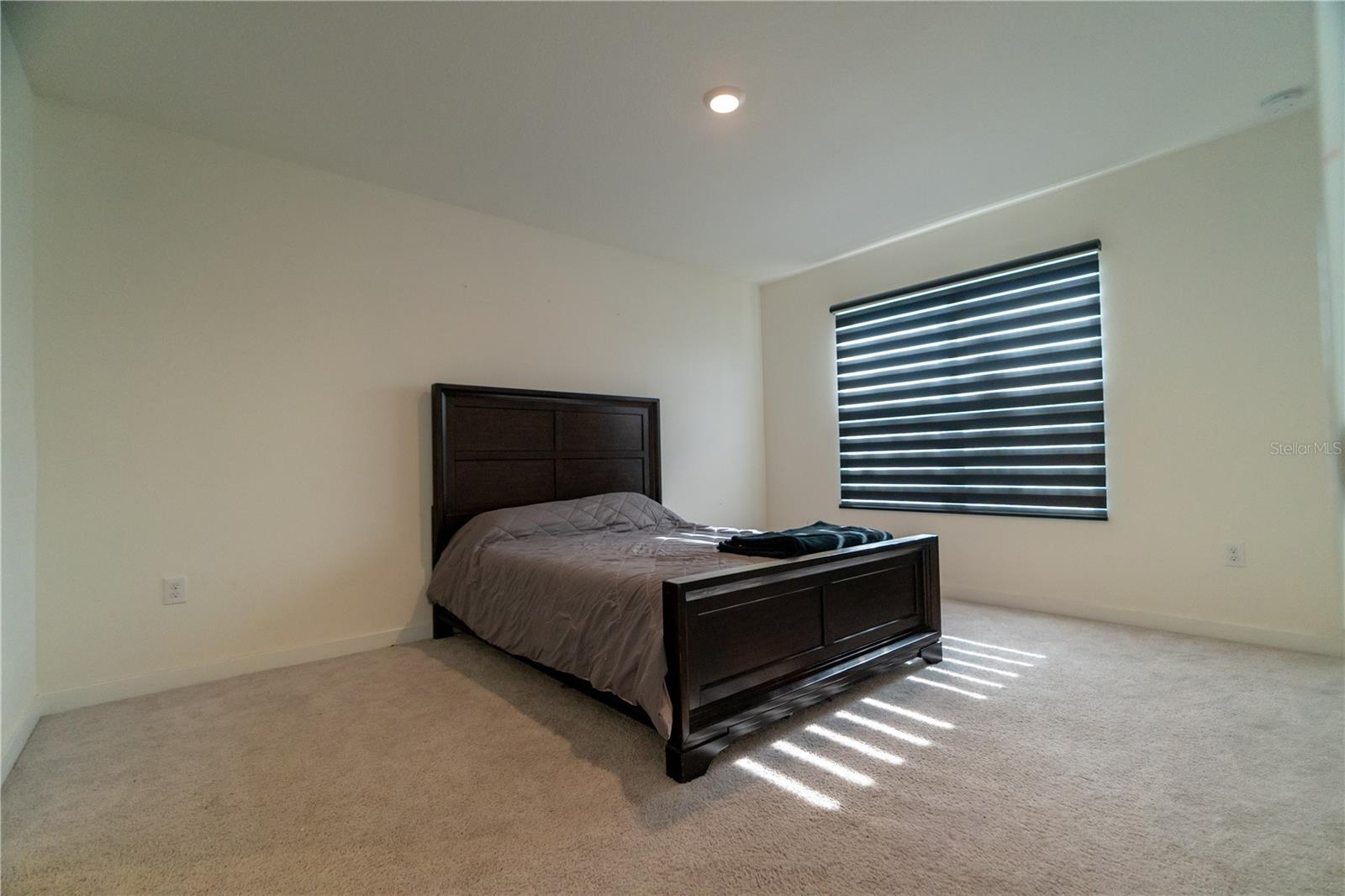 Image 17 of 50 For 400 Chayne Place