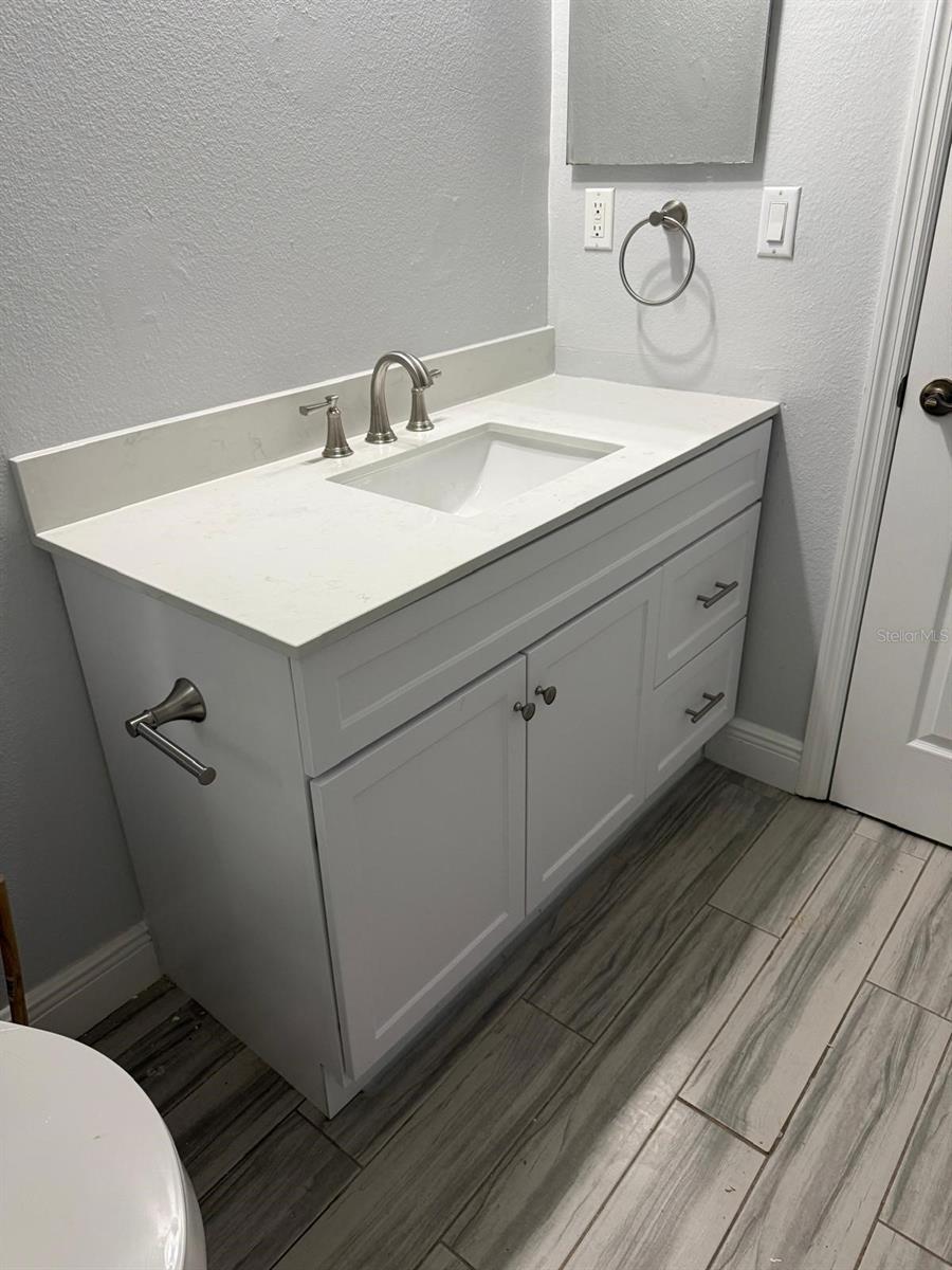 Image 5 of 8 For 11565 Mizzon Drive 807