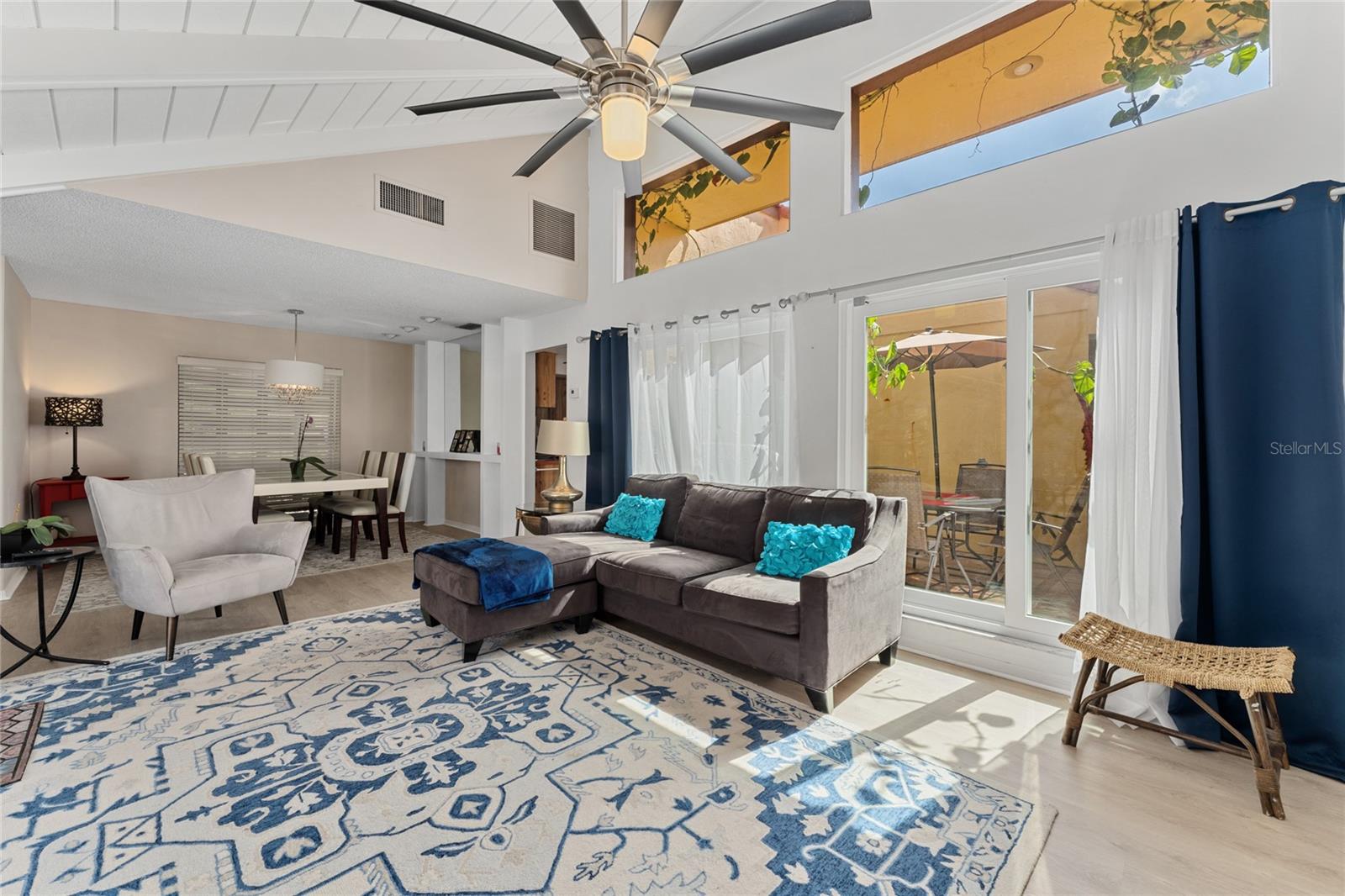 Image 7 of 21 For 5053 Maui Circle 14
