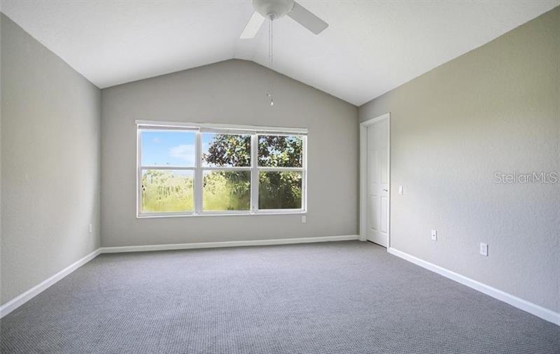 Image 7 of 26 For 1060 Rock Harbor Avenue