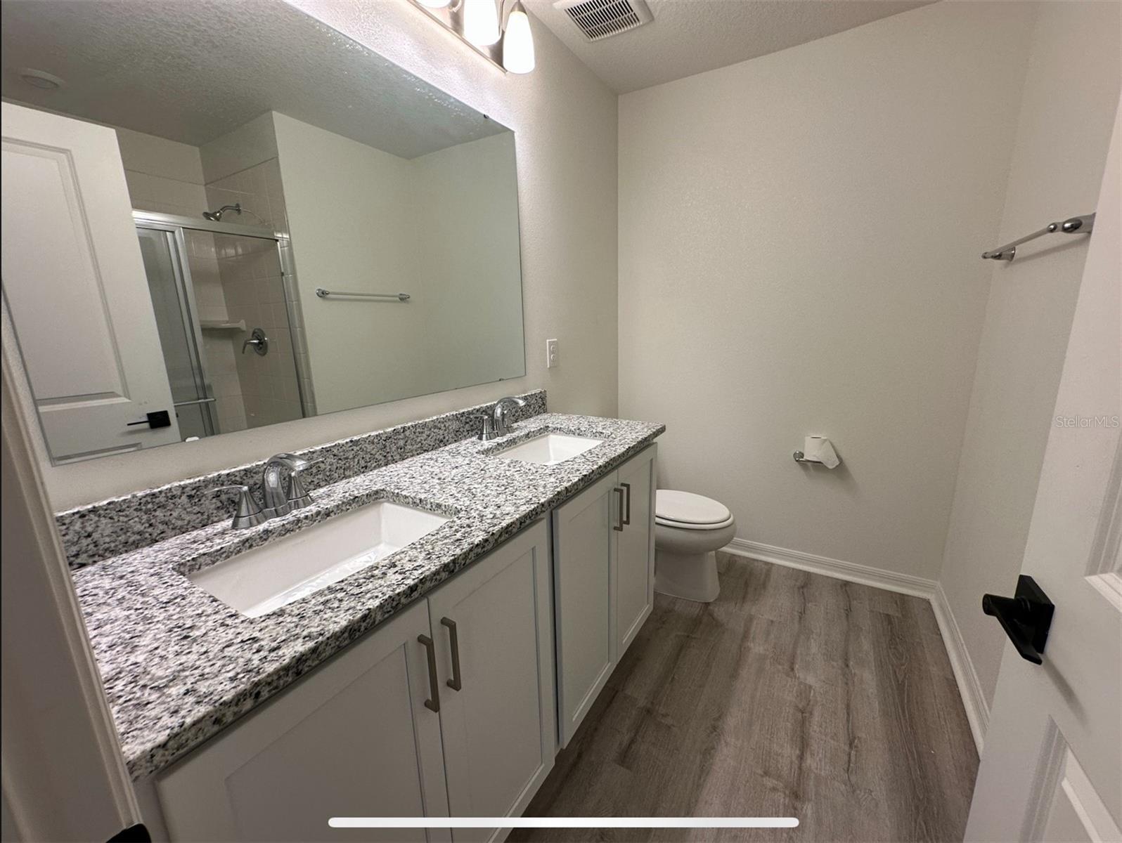 Image 8 of 19 For 662 Stoney Point Circle