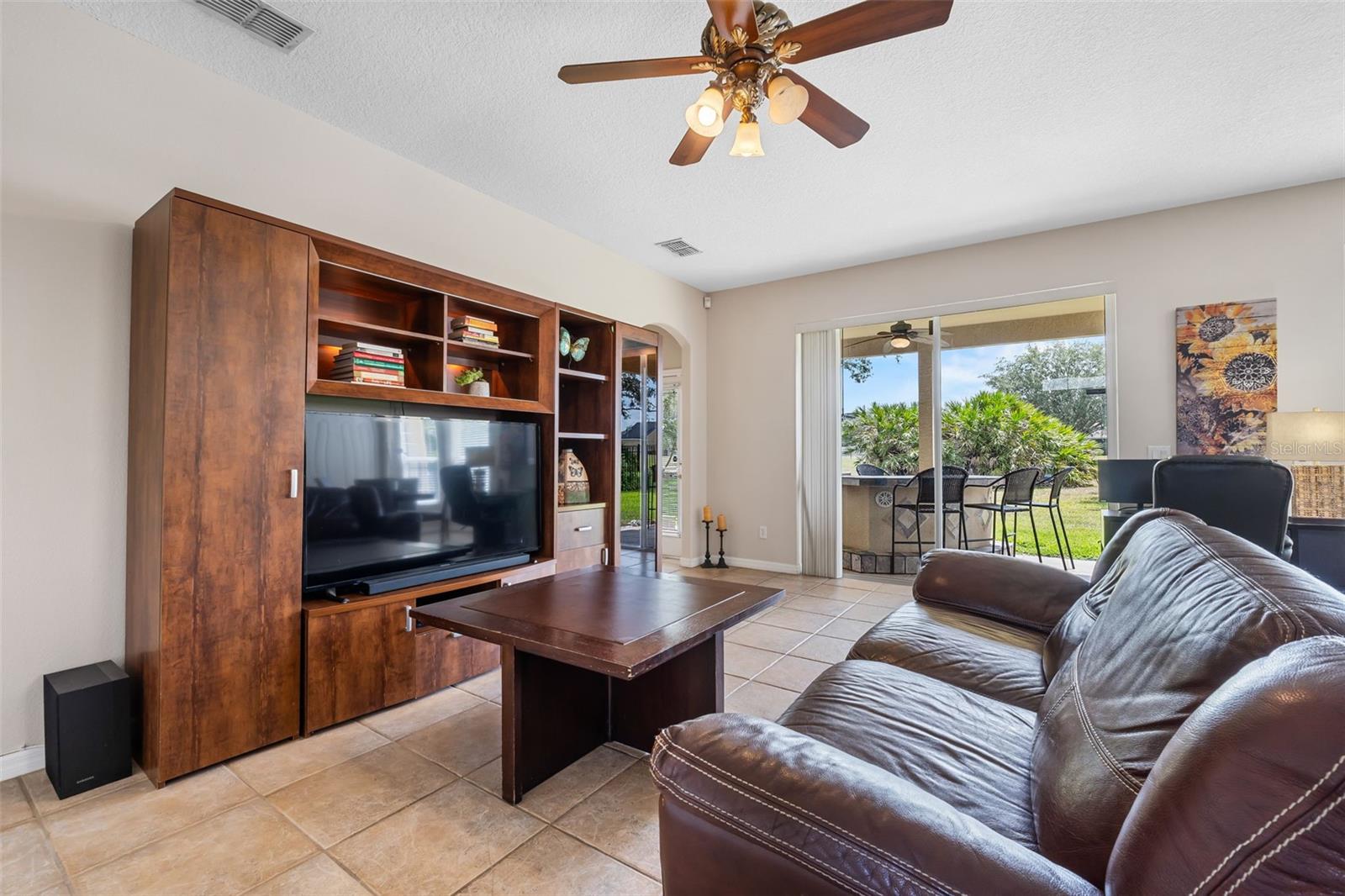 Image 10 of 63 For 5321 Los Palma Vista Drive