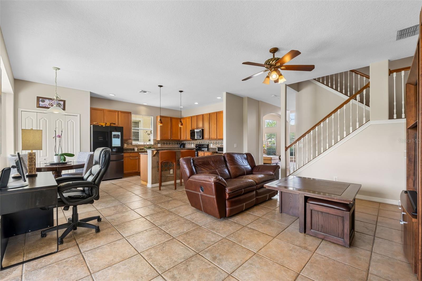 Image 13 of 63 For 5321 Los Palma Vista Drive