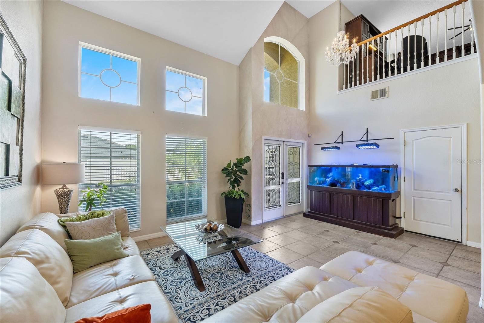 Image 5 of 63 For 5321 Los Palma Vista Drive