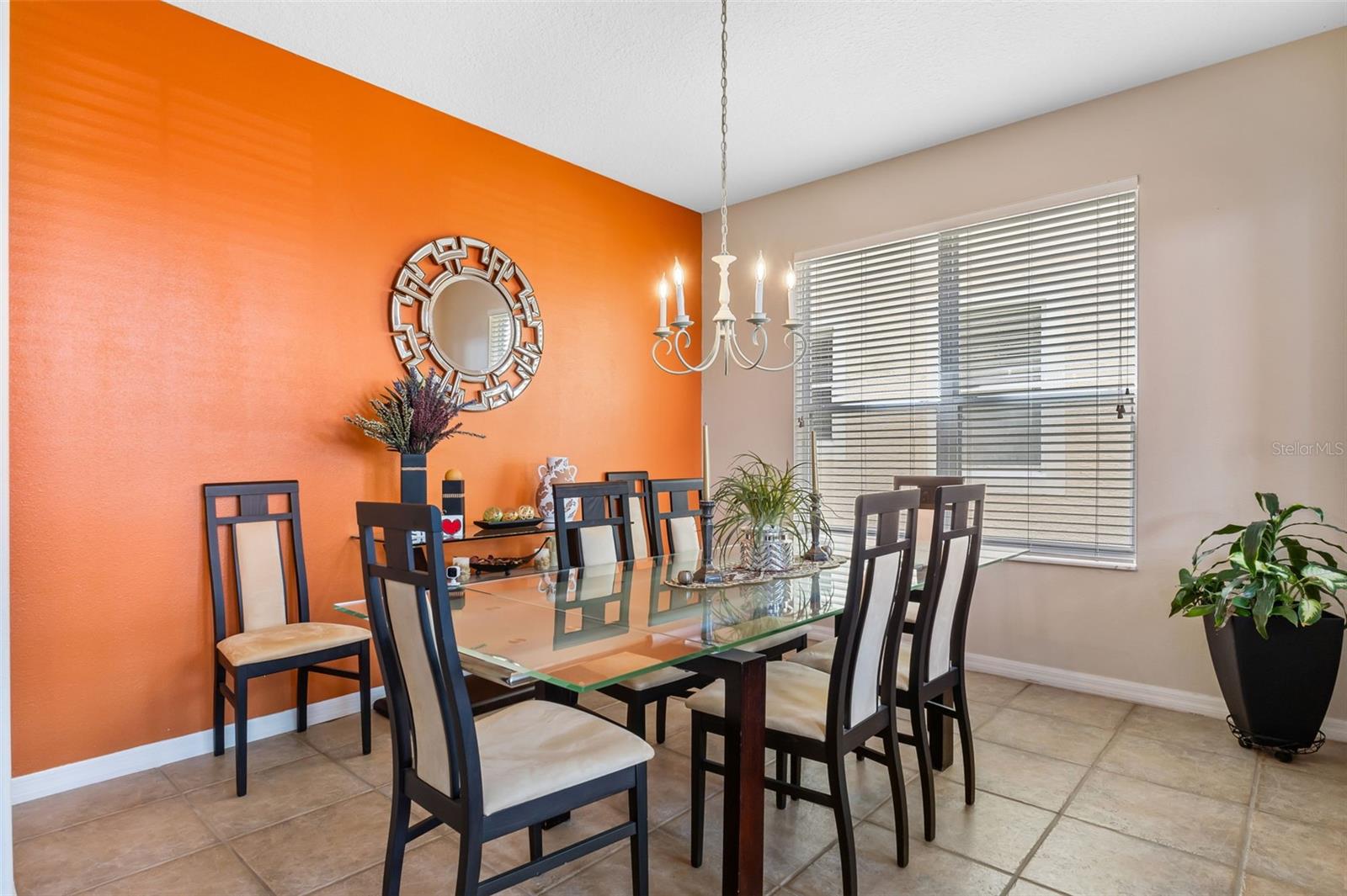 Image 8 of 63 For 5321 Los Palma Vista Drive