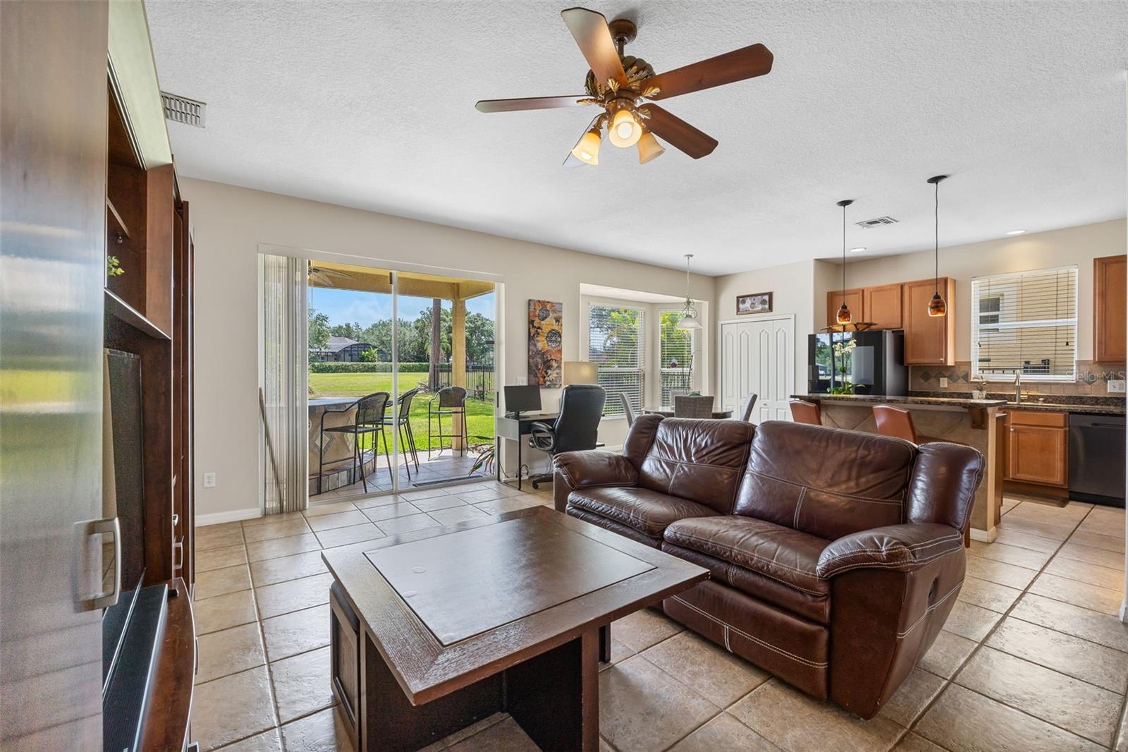 Image 9 of 63 For 5321 Los Palma Vista Drive