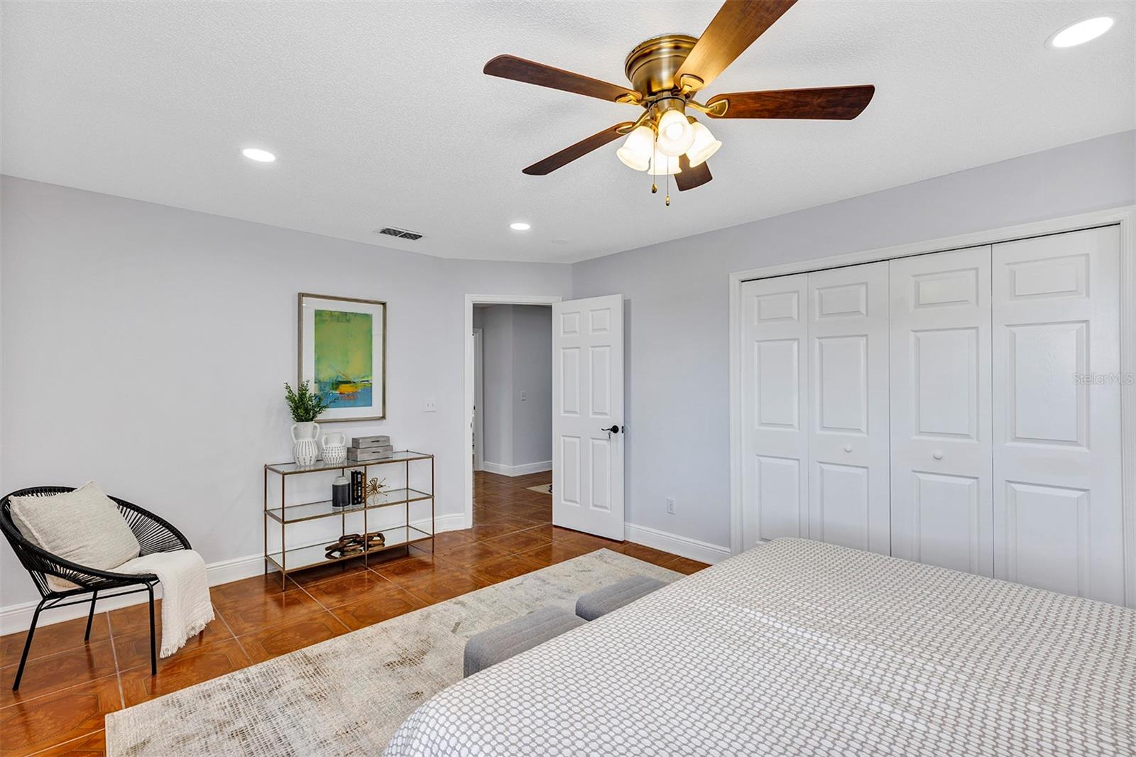 Image 34 of 57 For 1176 Epson Oaks Way