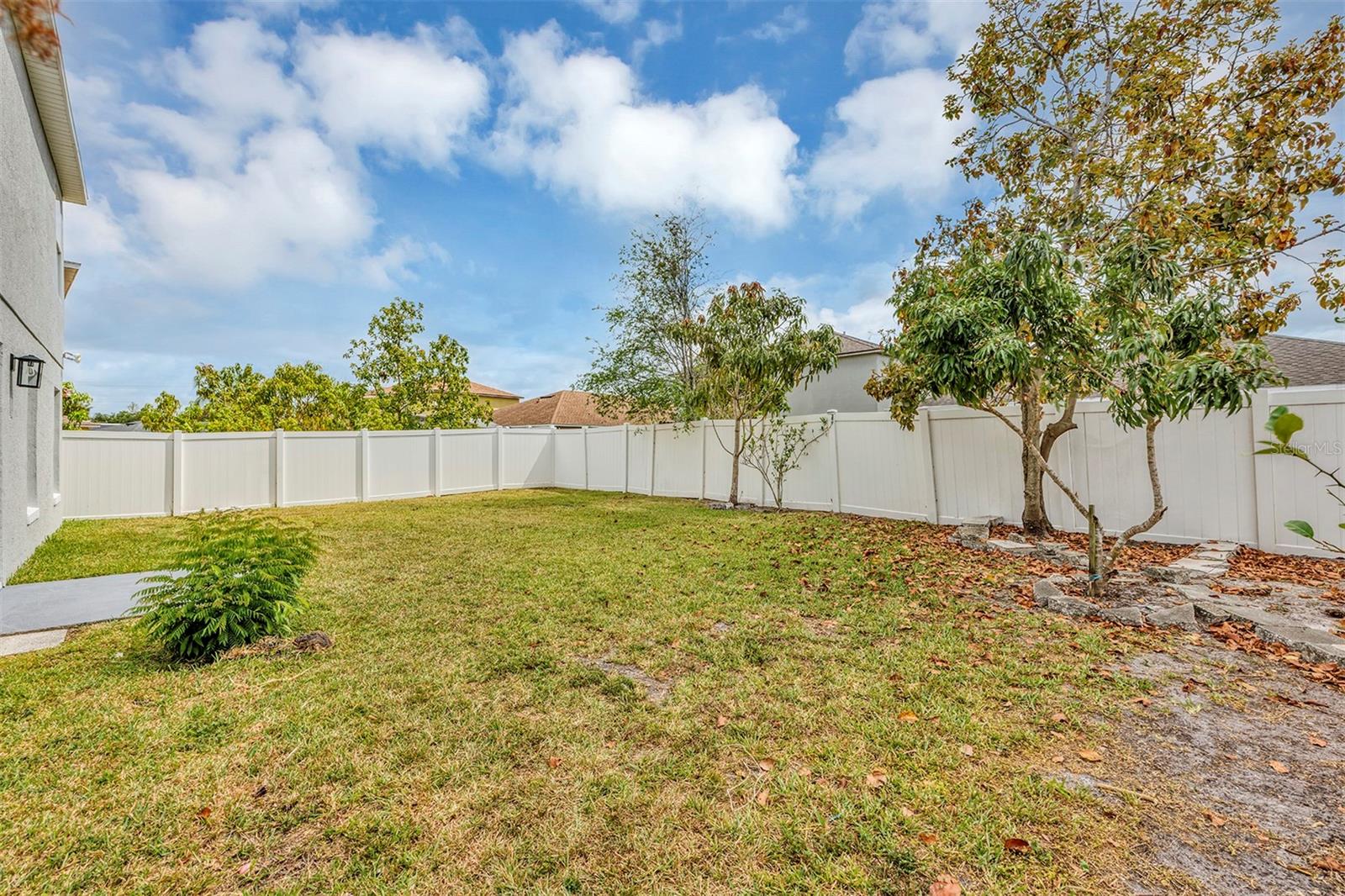 Image 46 of 57 For 1176 Epson Oaks Way