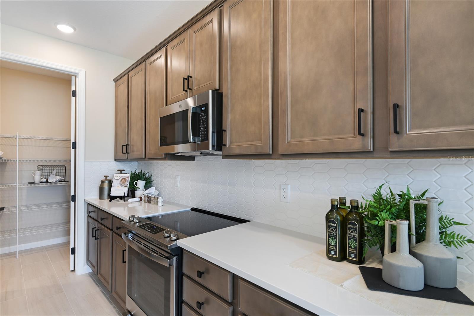 Image 7 of 22 For 333 Alexandrite Street