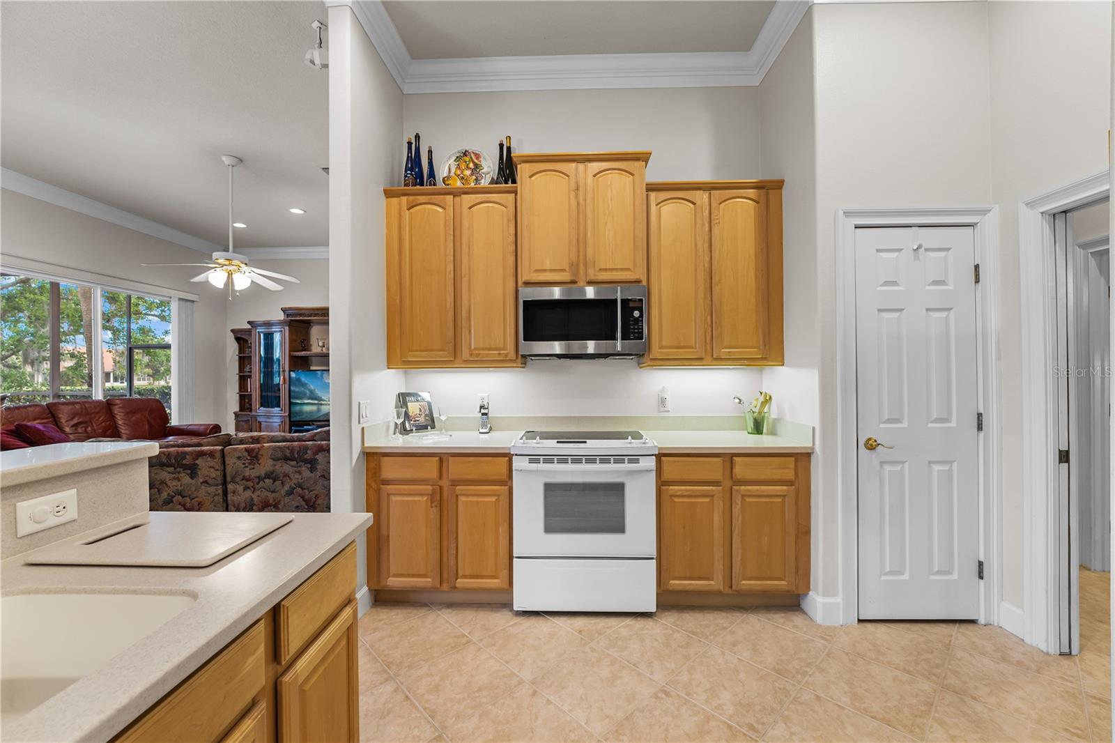 Image 29 of 48 For 2746 Kissimmee Bay Circle