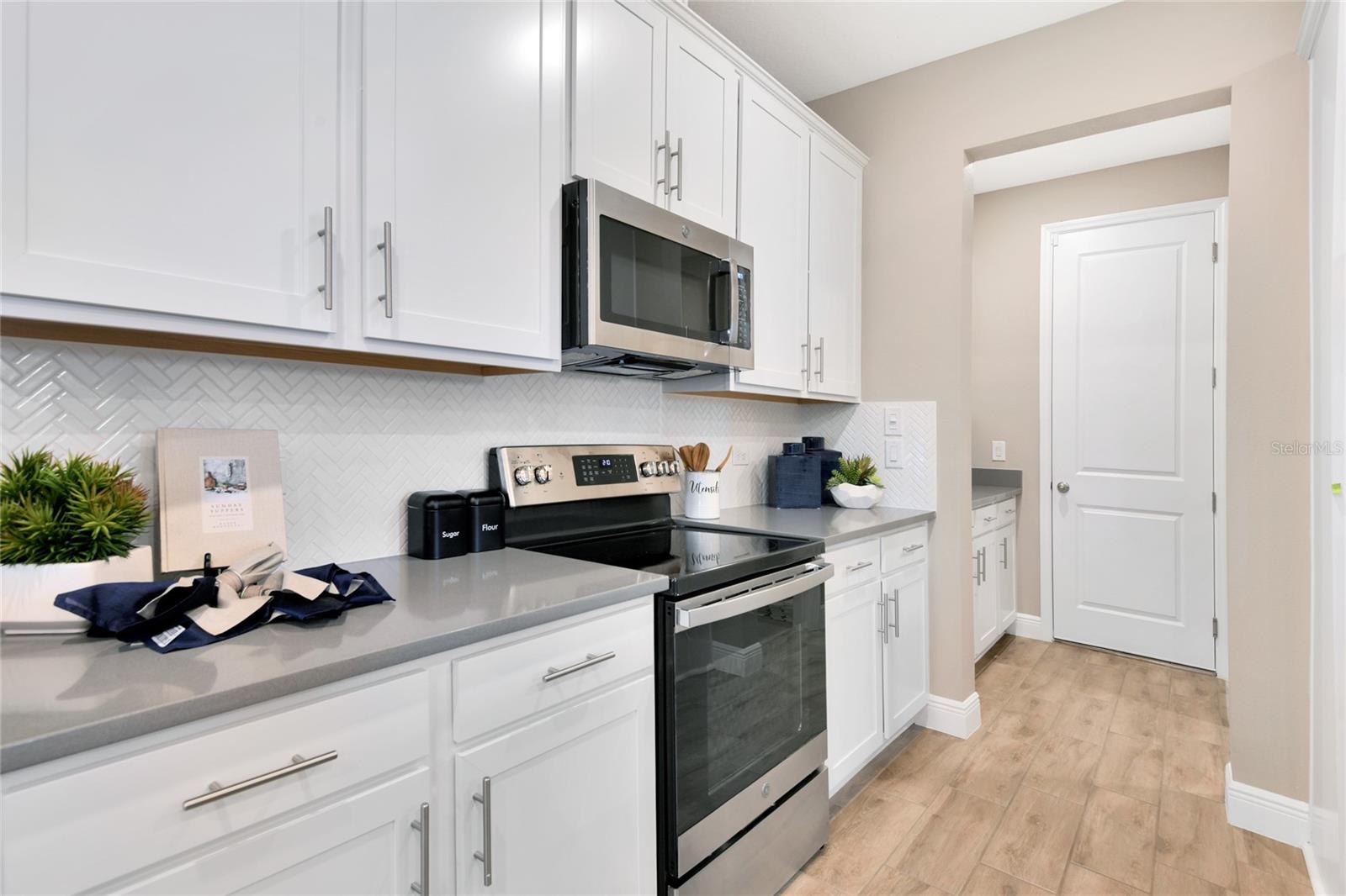 Image 5 of 17 For 331 Alexandrite Street