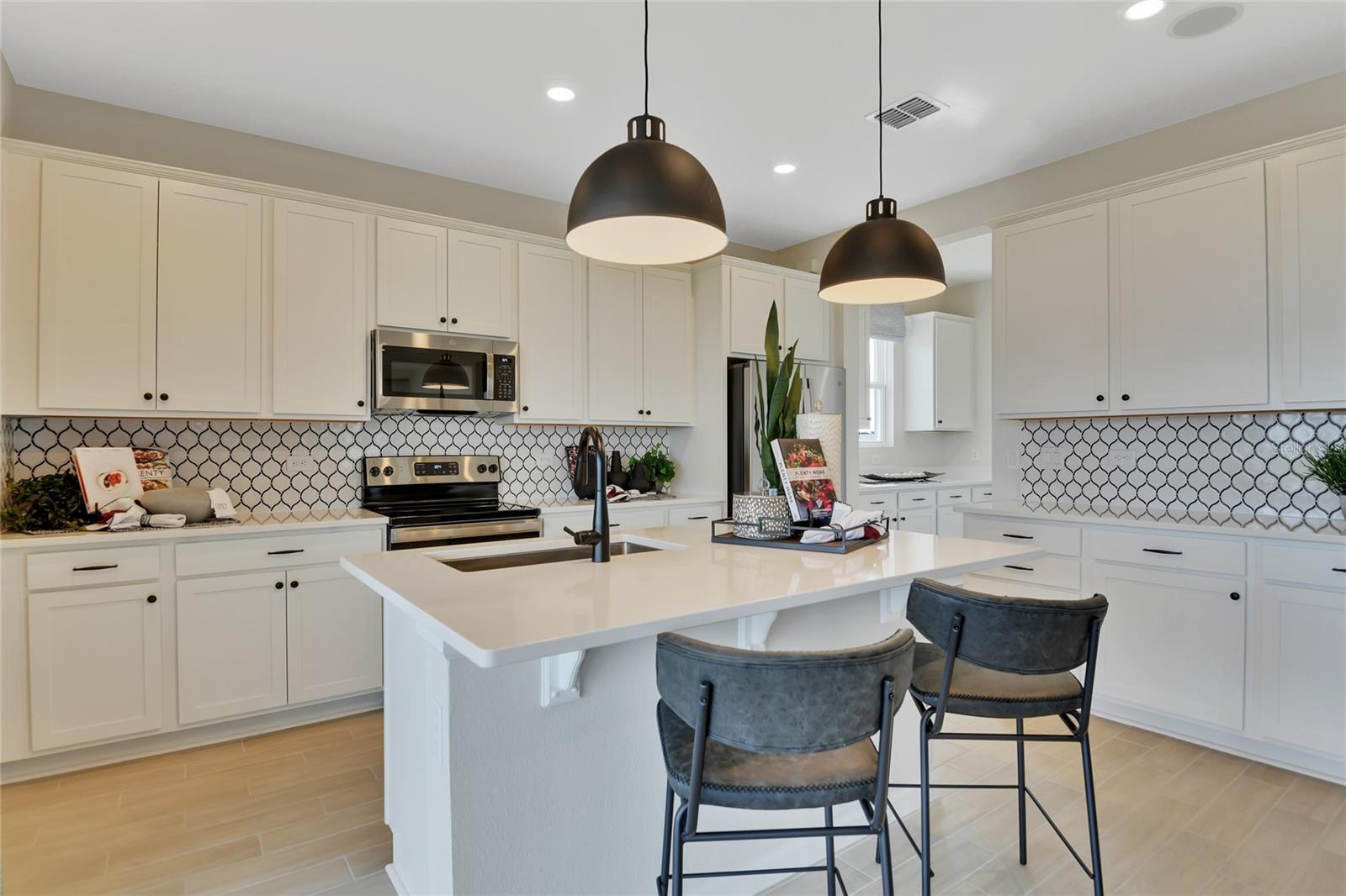 Image 5 of 21 For 1026 Wisteria Way