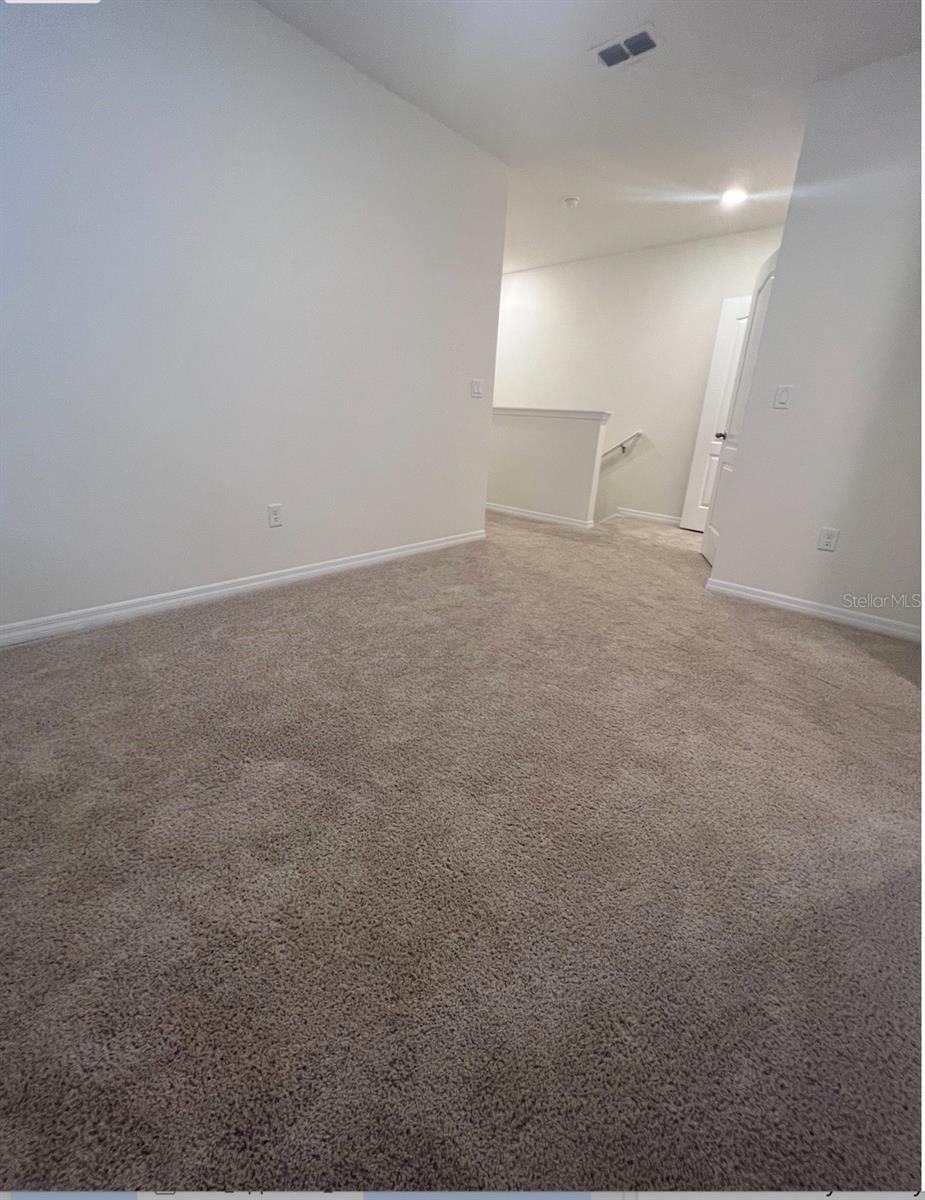 Image 11 of 22 For 1296 Yellow Finch Drive