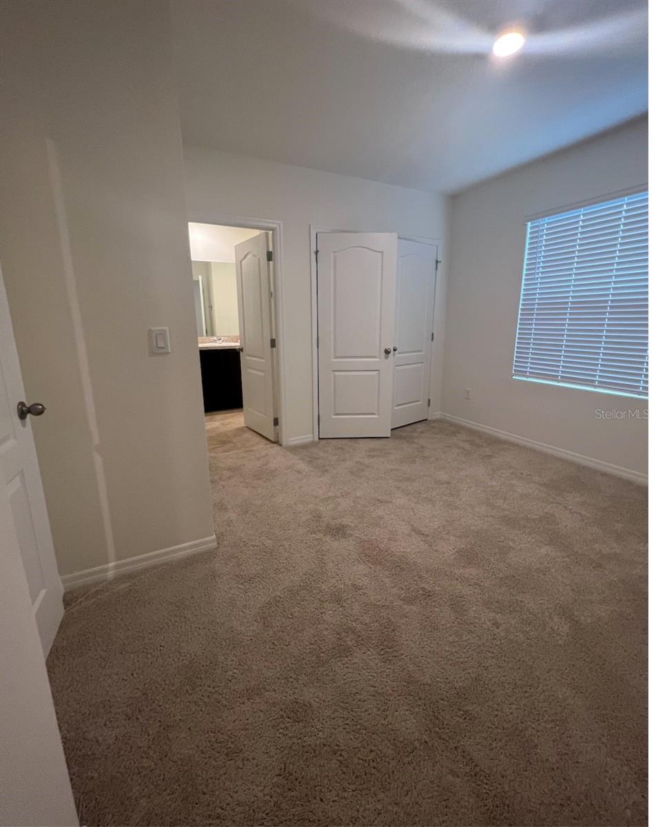 Image 24 of 31 For 1296 Yellow Finch Drive