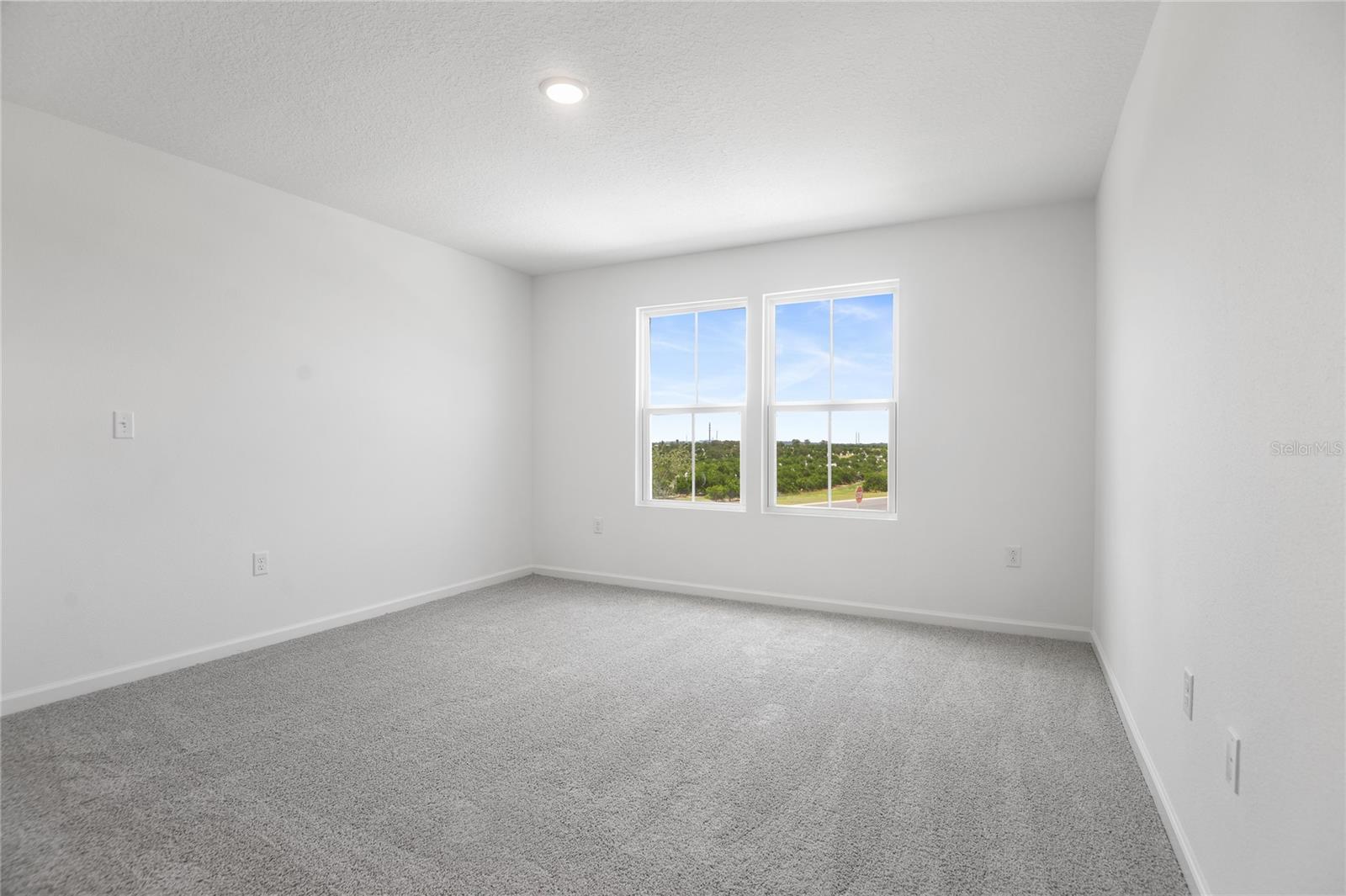 Image 13 of 21 For 1007 Wisteria Way