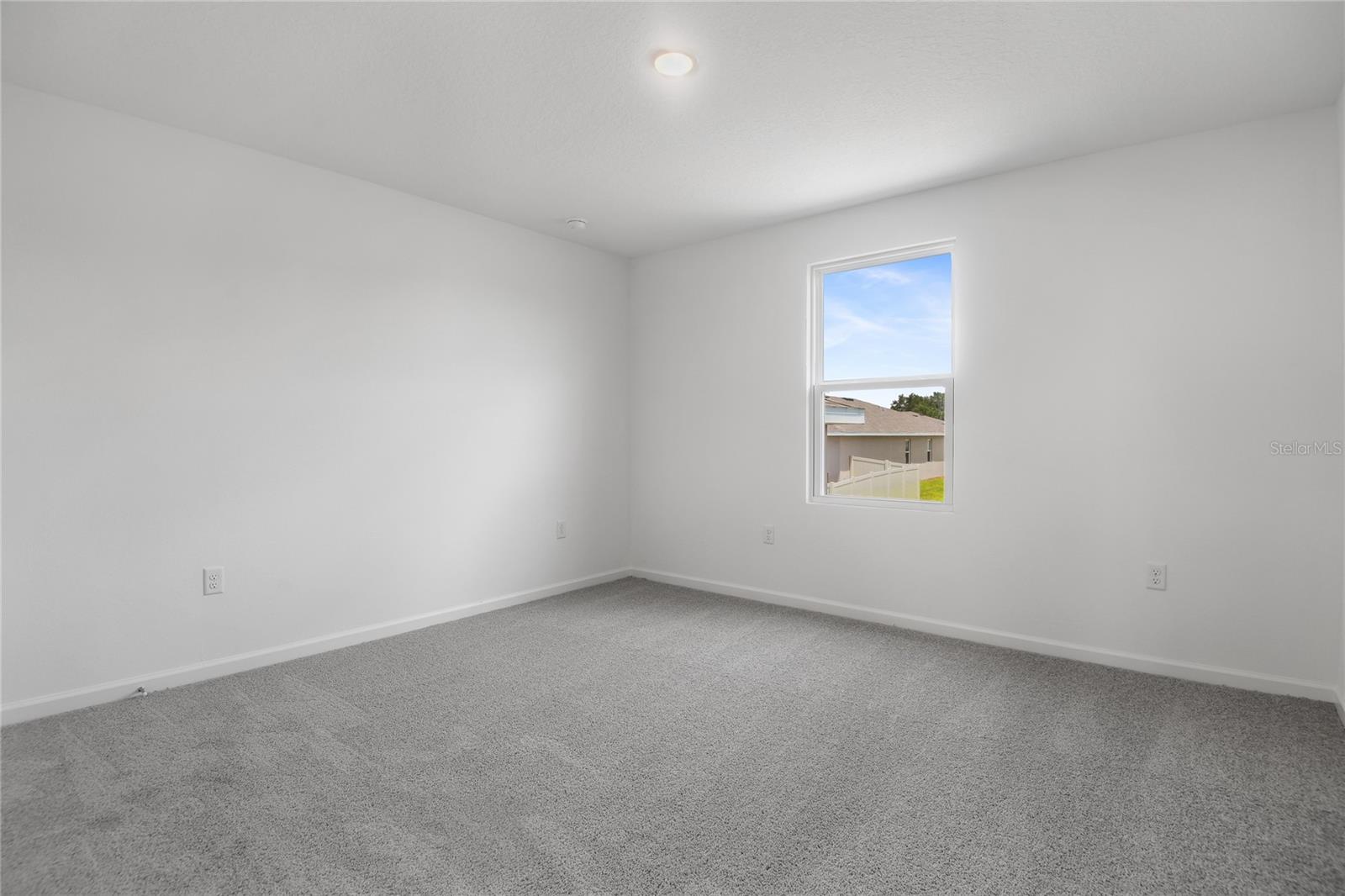 Image 16 of 21 For 1007 Wisteria Way