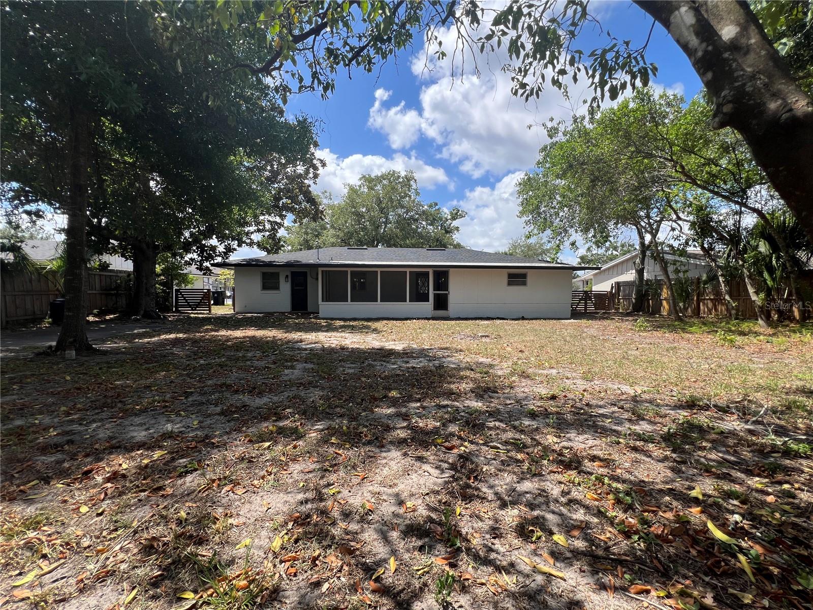 Image 37 of 45 For 3045 Plaza Terrace Drive