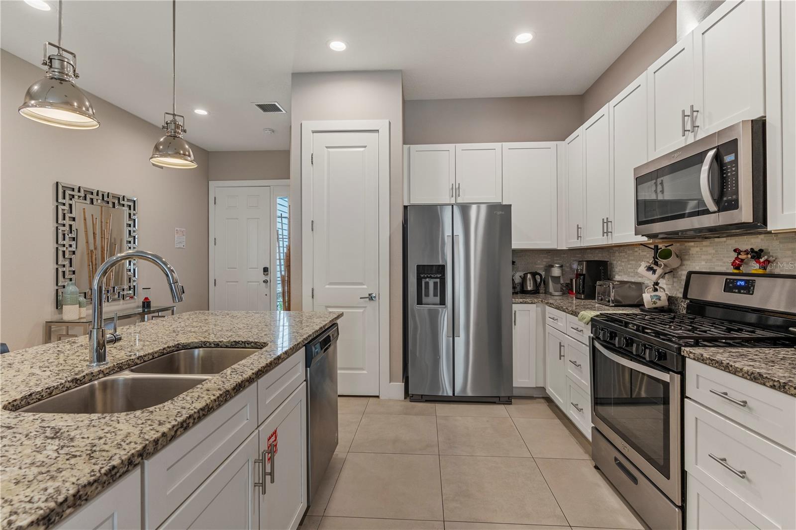 Image 4 of 39 For 2664 Sunrise Shores Drive