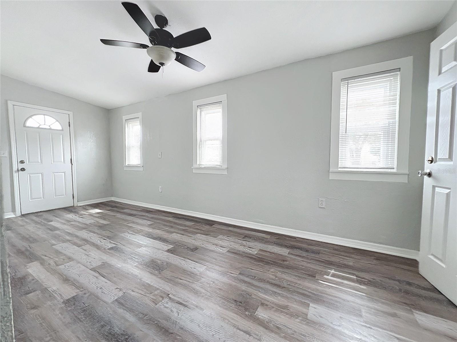 Image 7 of 9 For 1800 12th Street