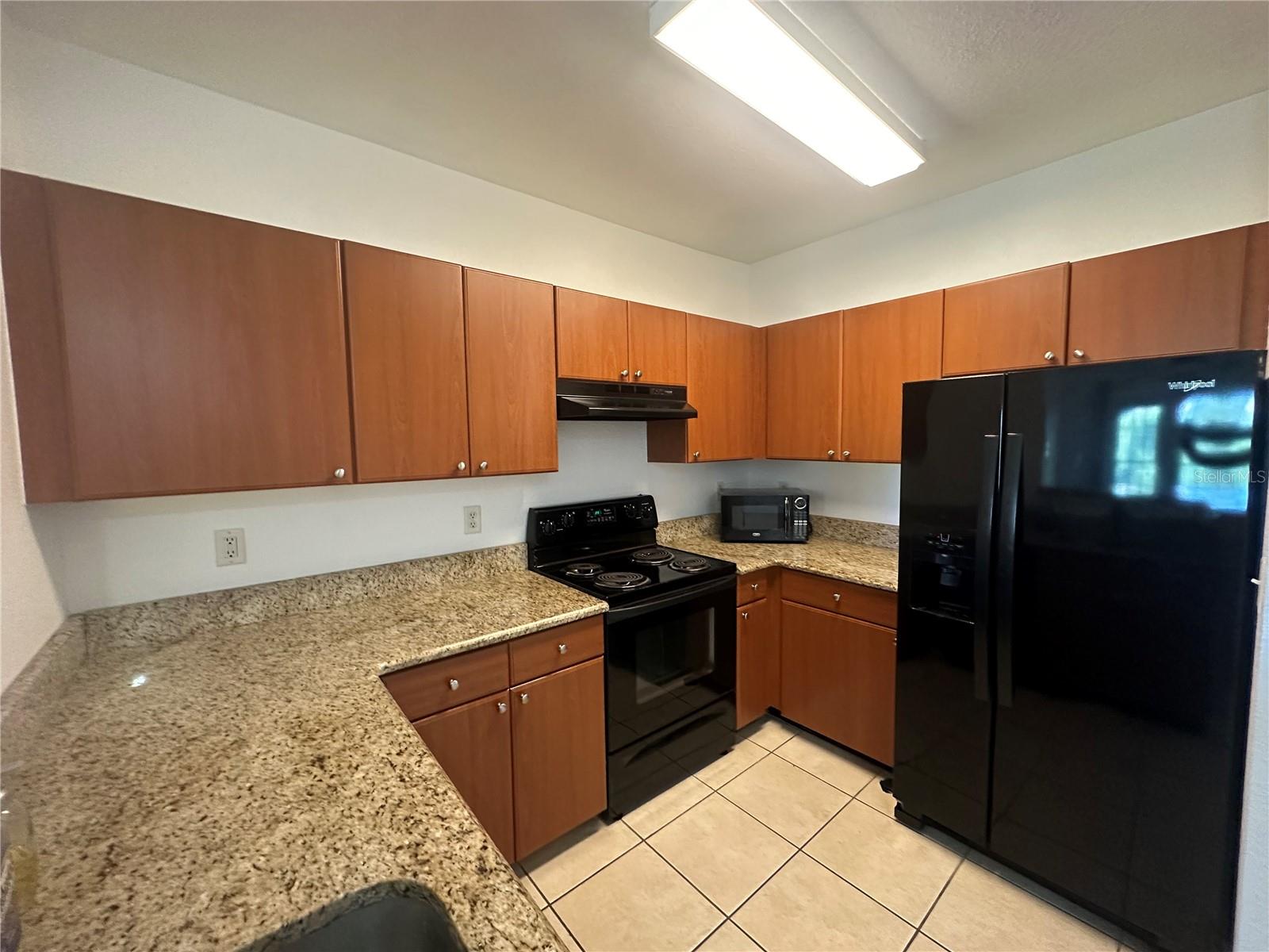 Image 12 of 35 For 304 South Street 5020