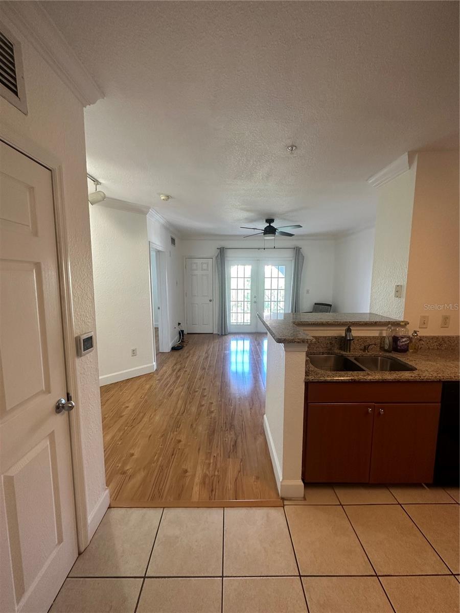 Image 13 of 35 For 304 South Street 5020